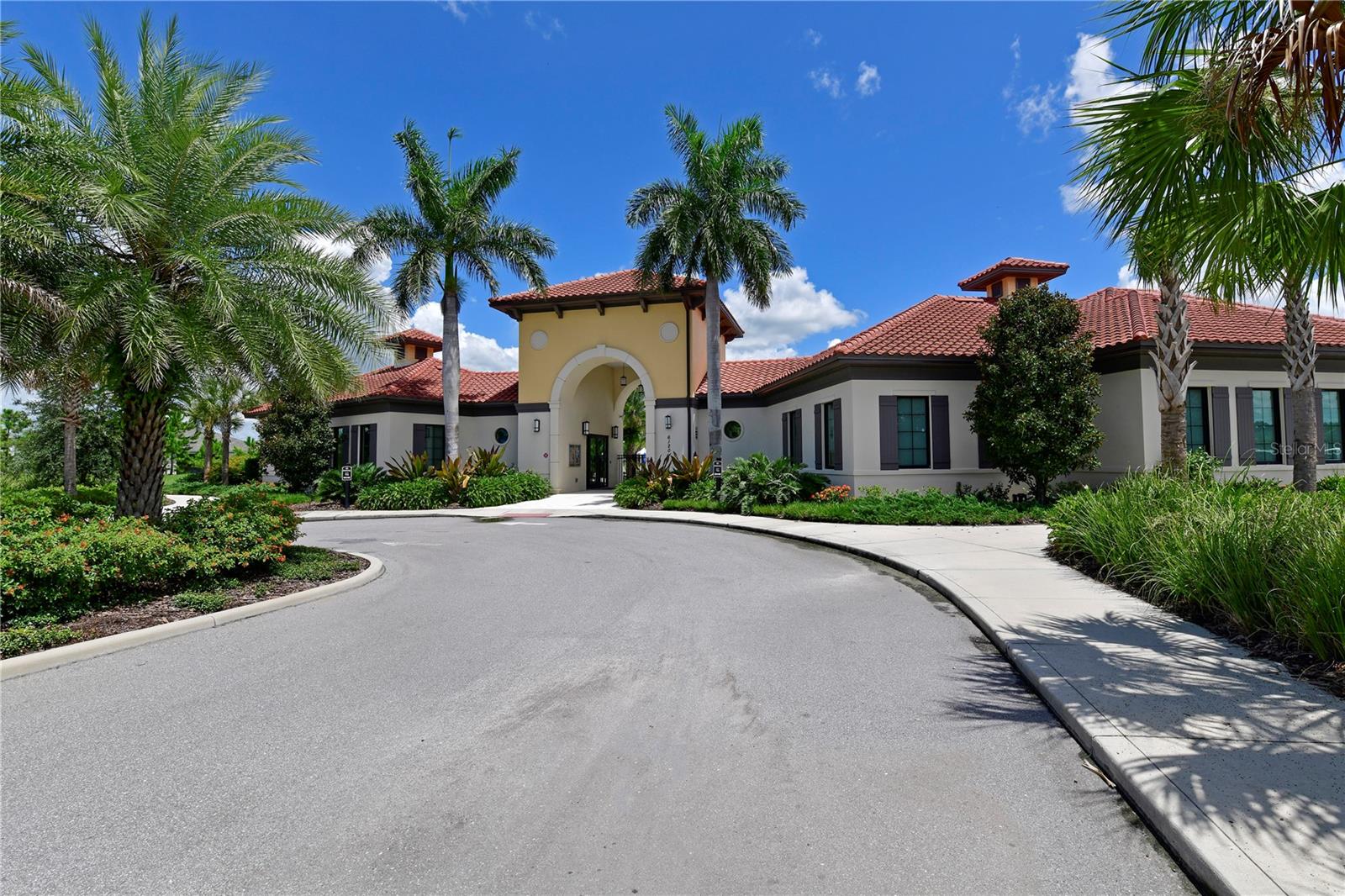 5910 HEVENA CT