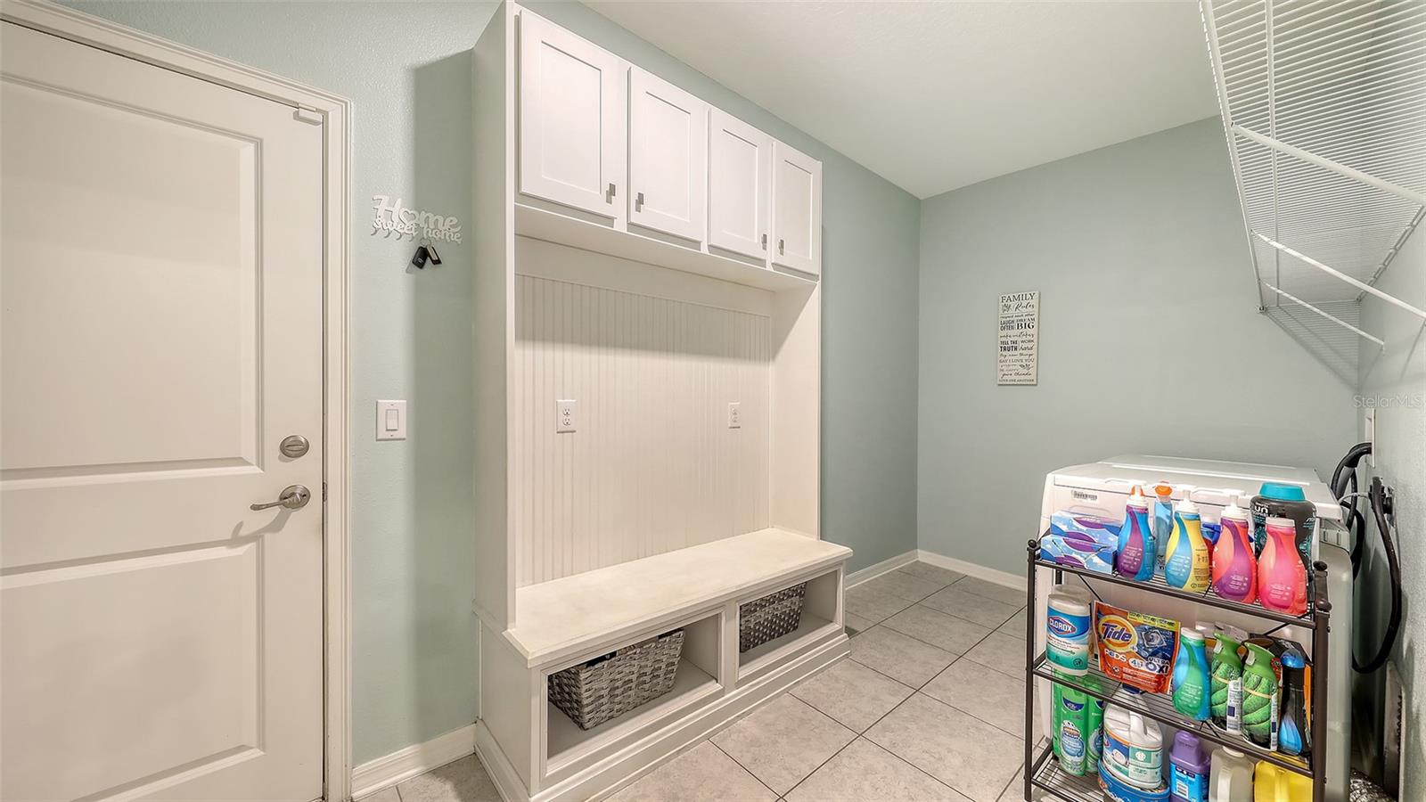 5910 HEVENA CT