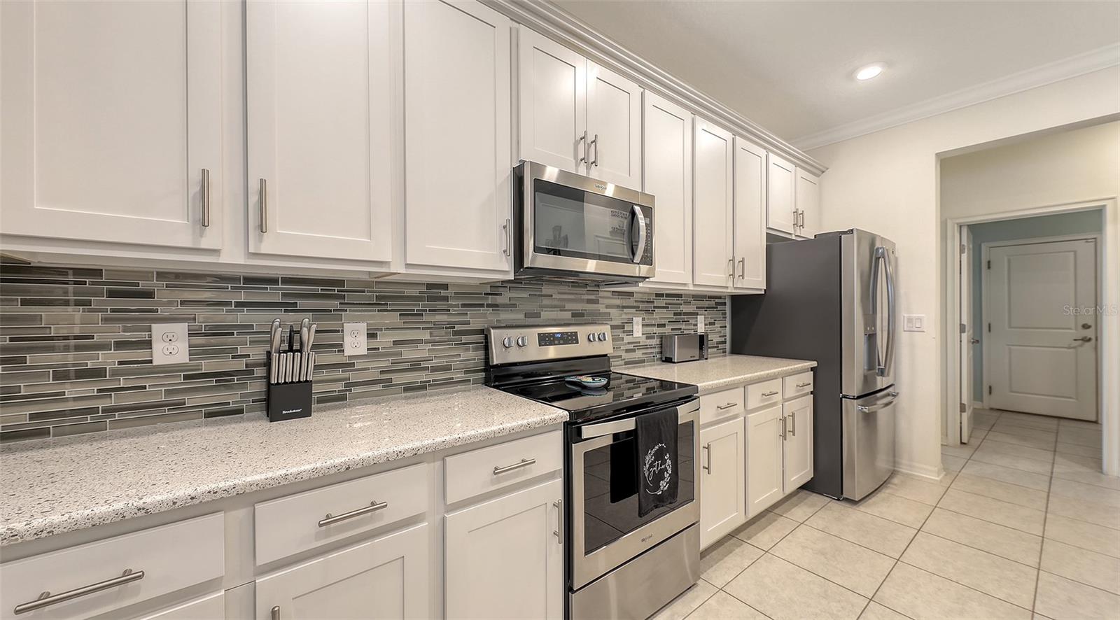 5910 HEVENA CT