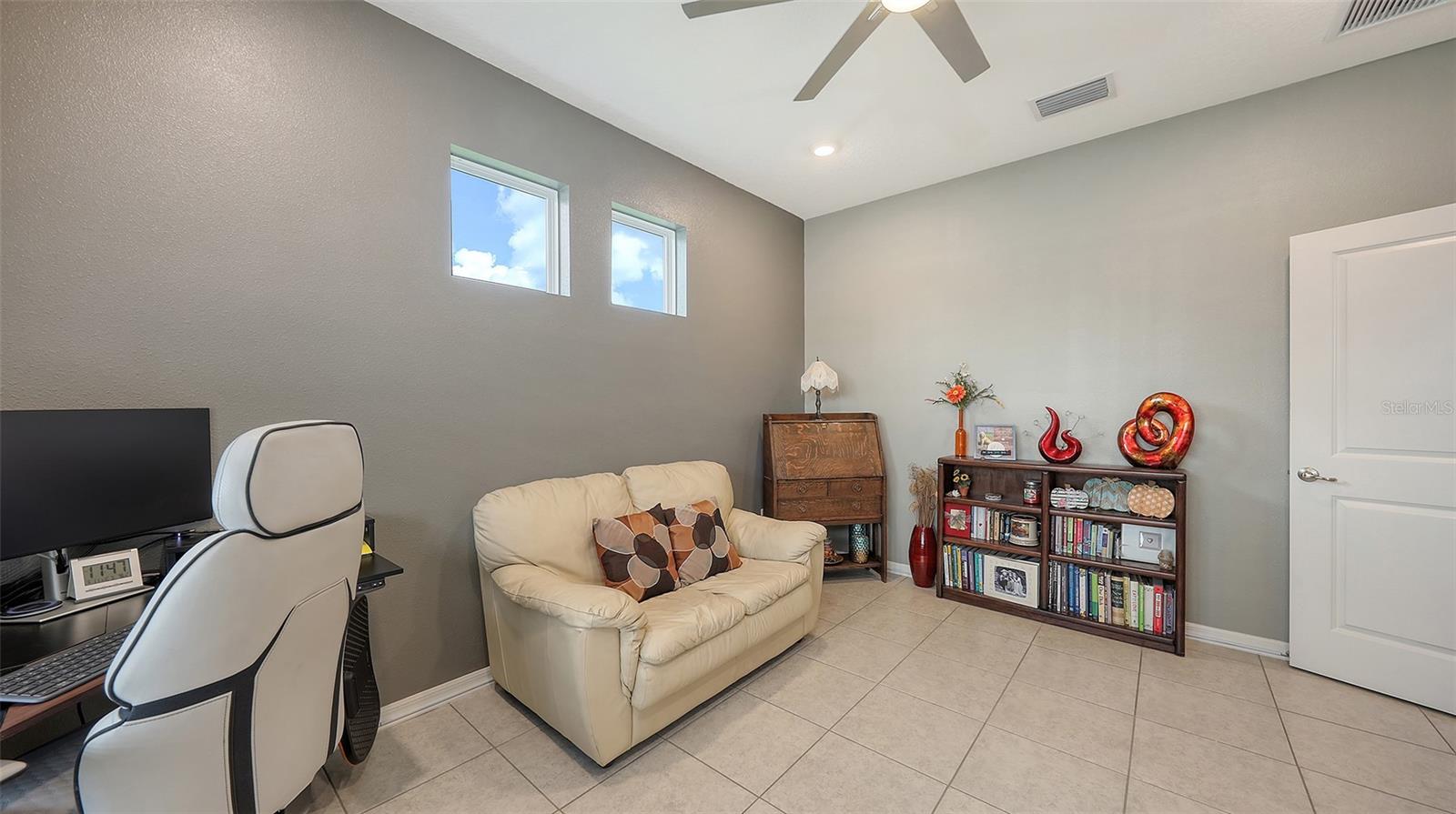 5910 HEVENA CT