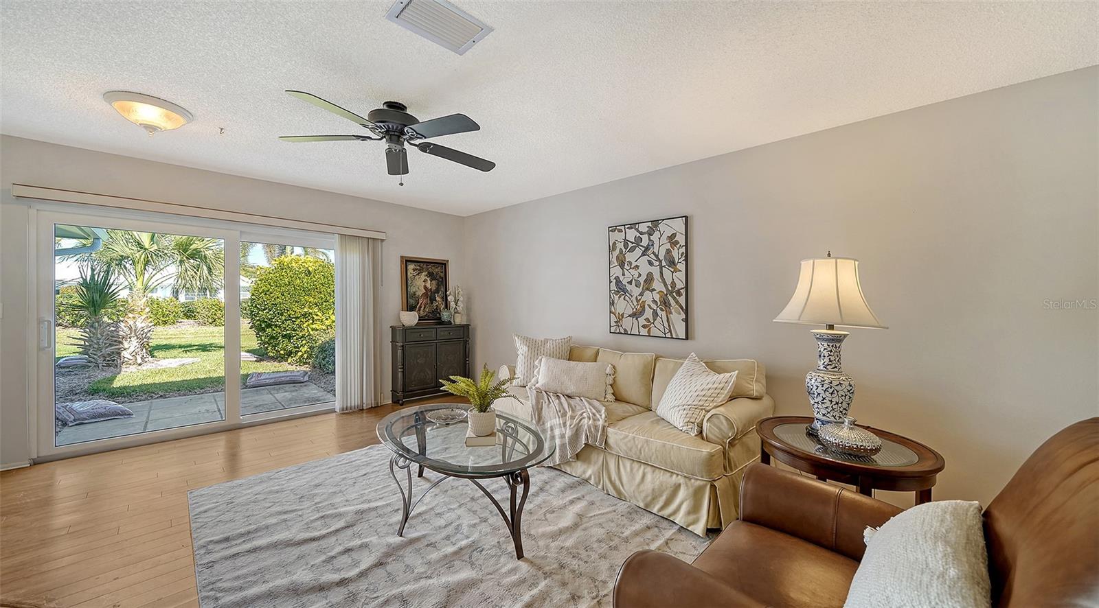 6810 9TH AVE W