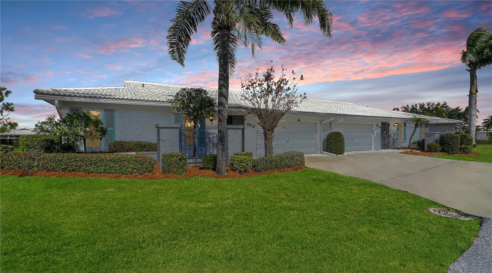 6810 9TH AVE W