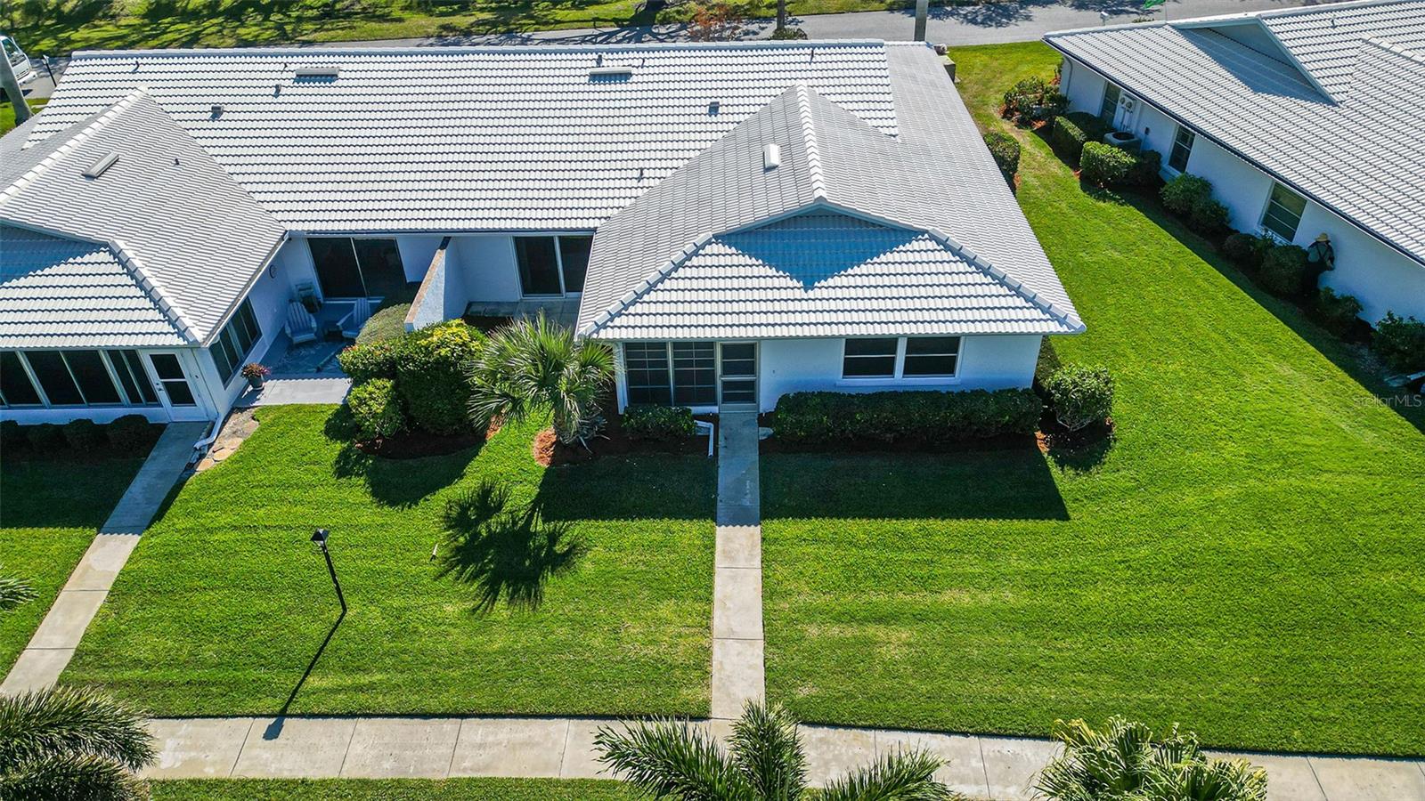 6810 9TH AVE W