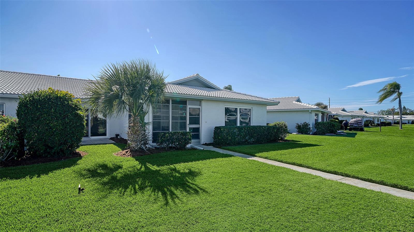6810 9TH AVE W