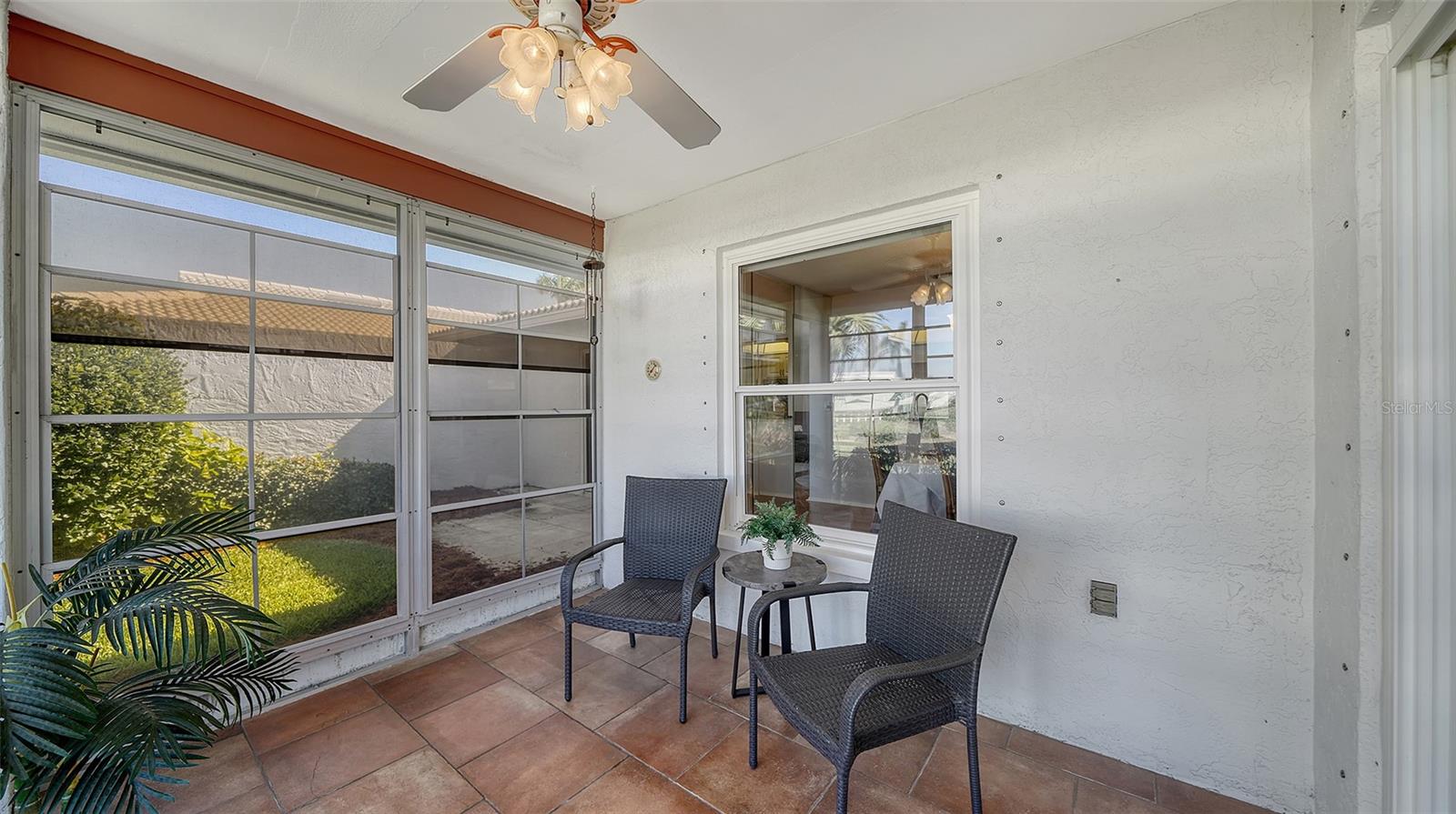 6810 9TH AVE W