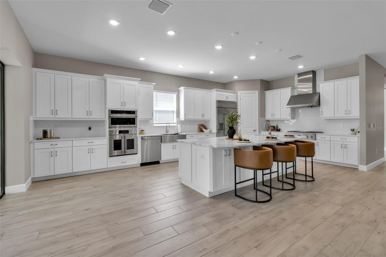 5618 CASERTA CT