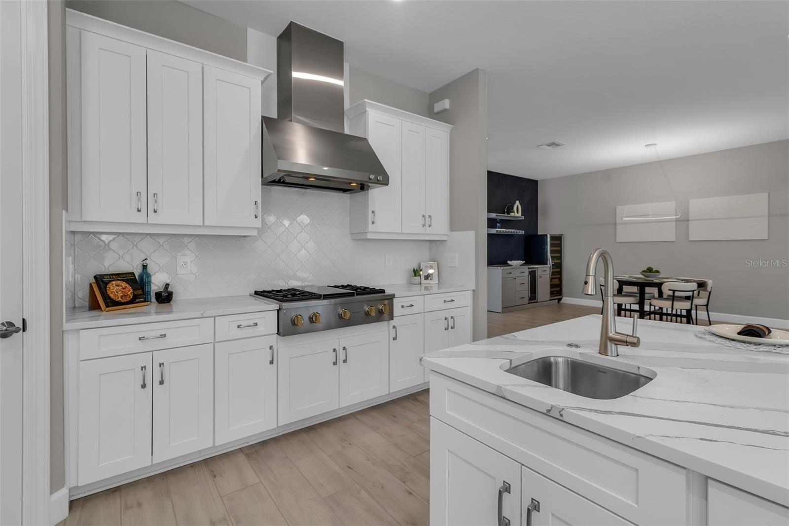 5618 CASERTA CT