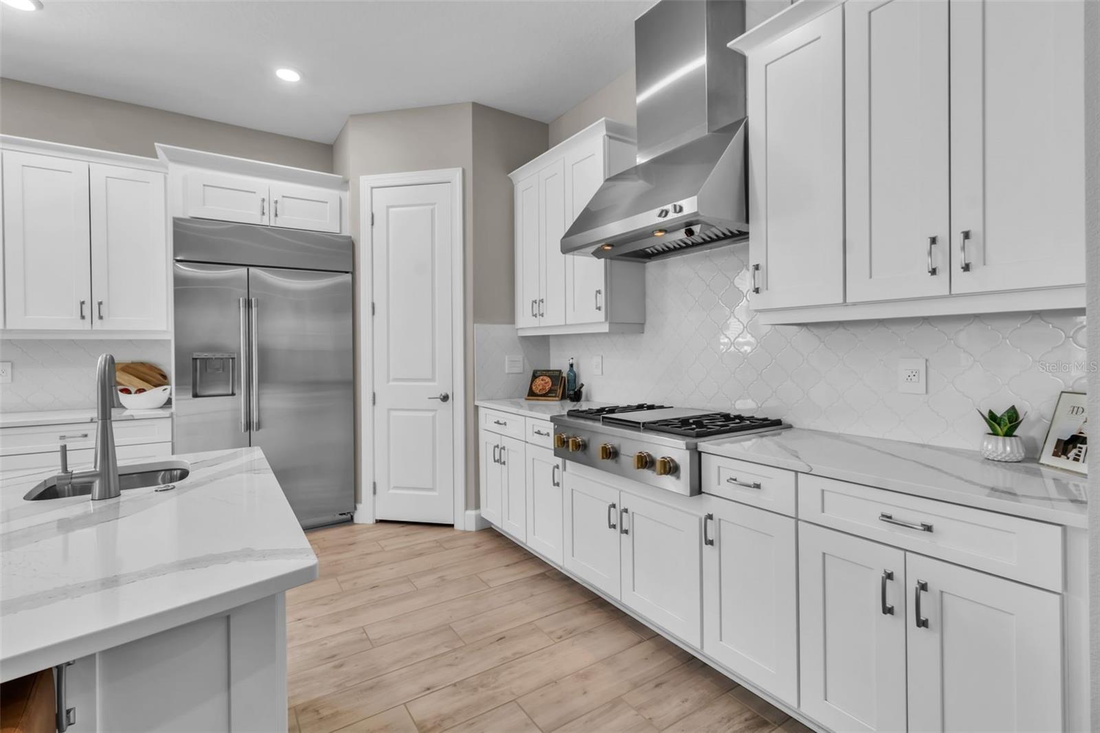 5618 CASERTA CT