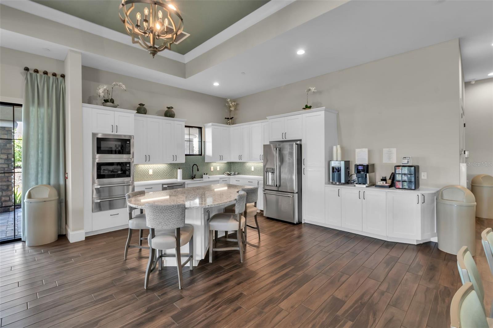5618 CASERTA CT