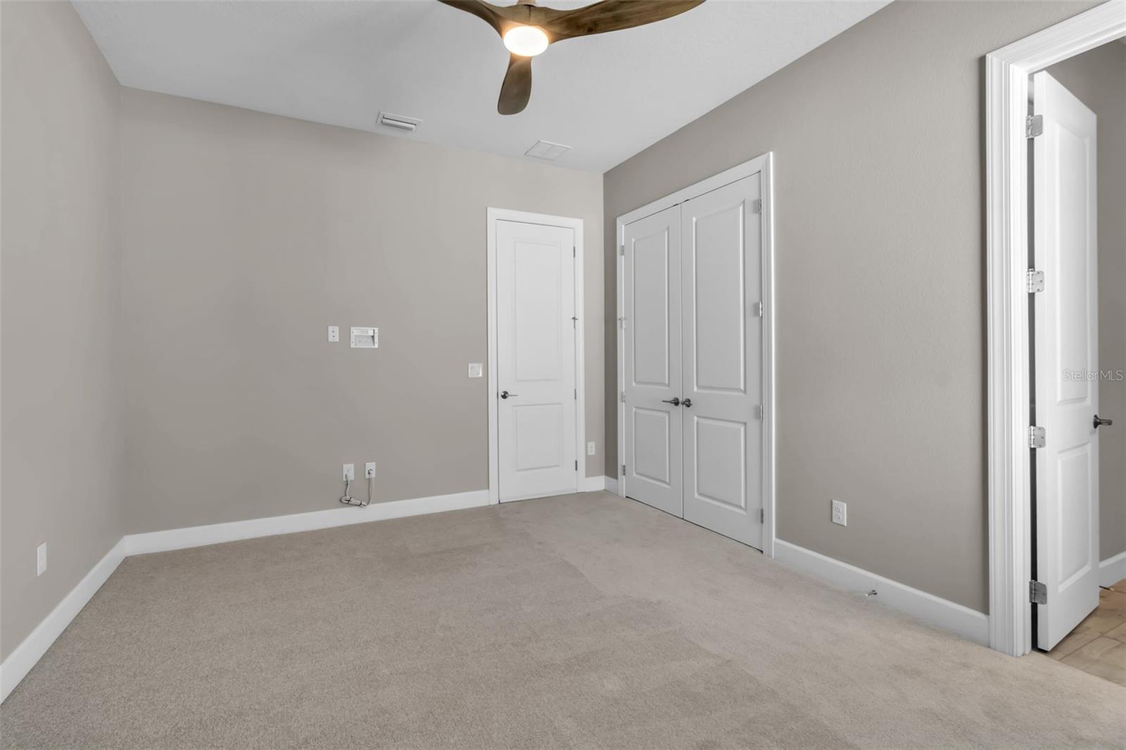 5618 CASERTA CT