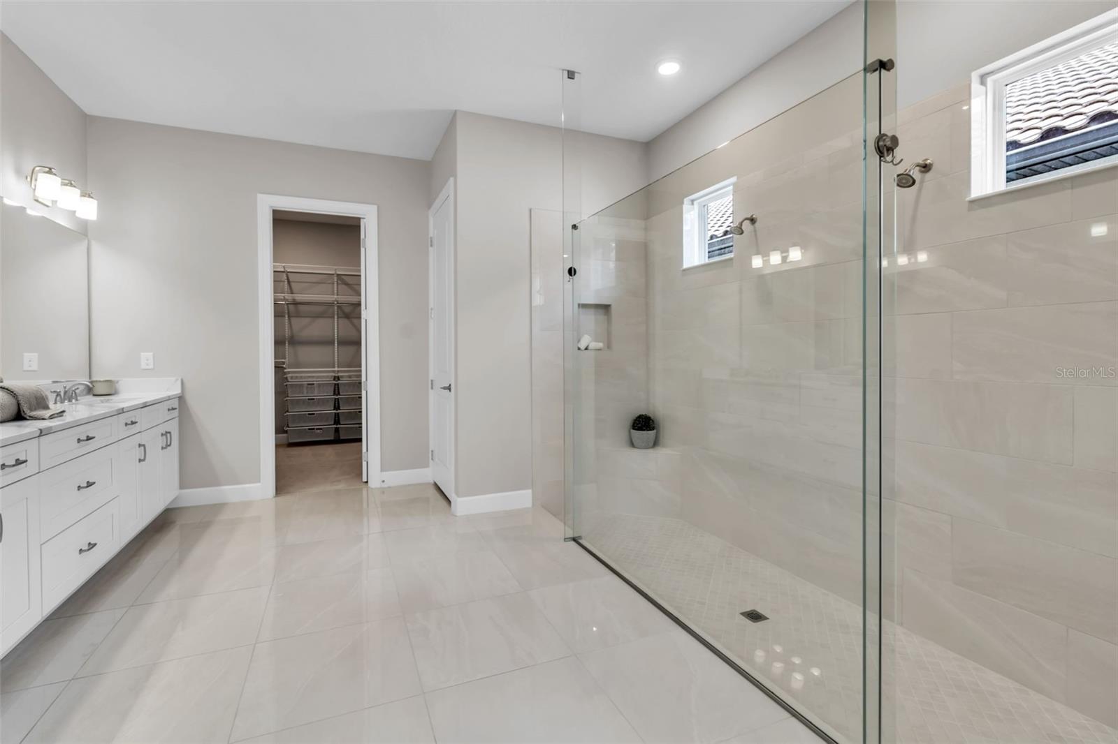 5618 CASERTA CT