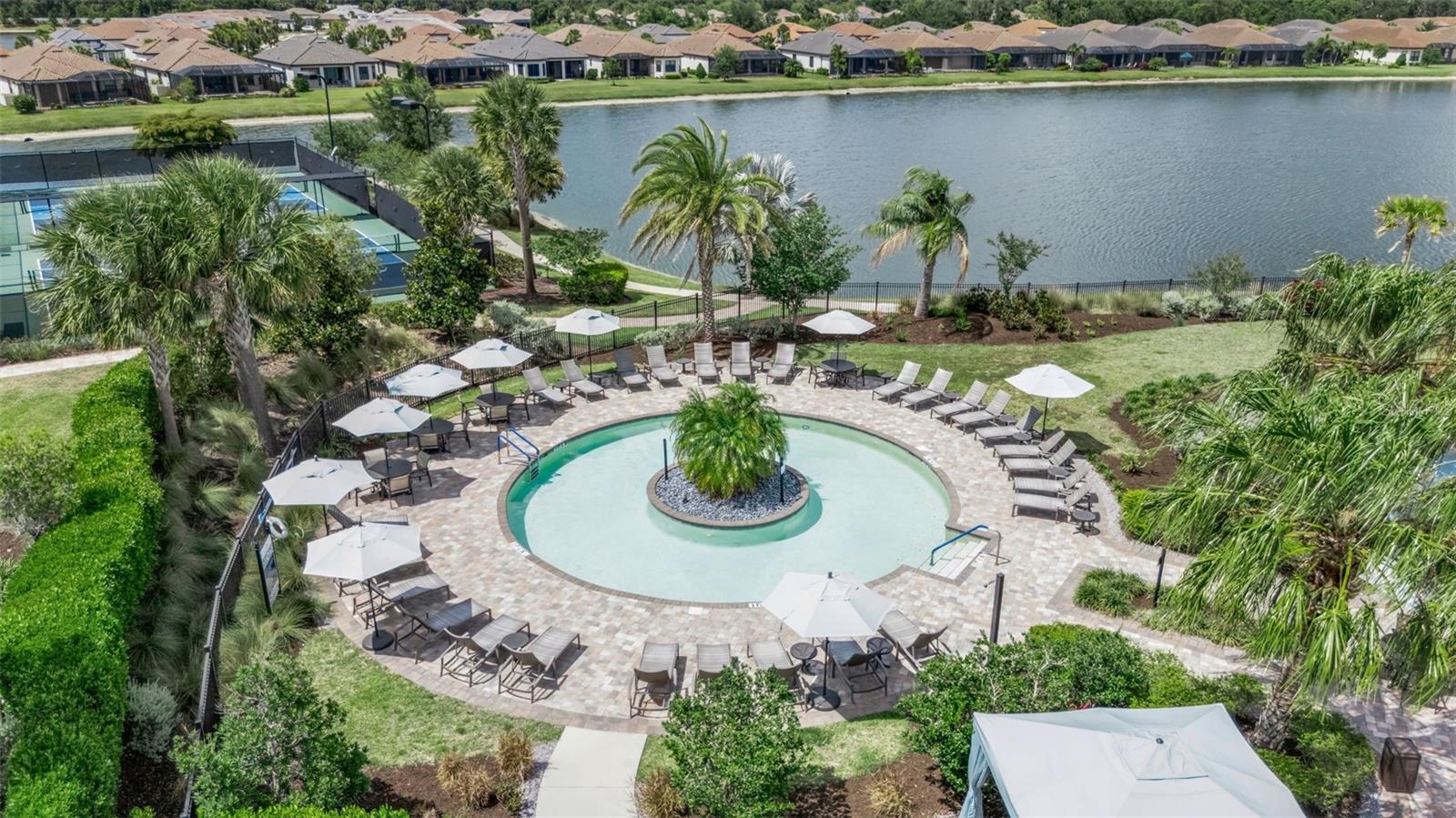 5618 CASERTA CT