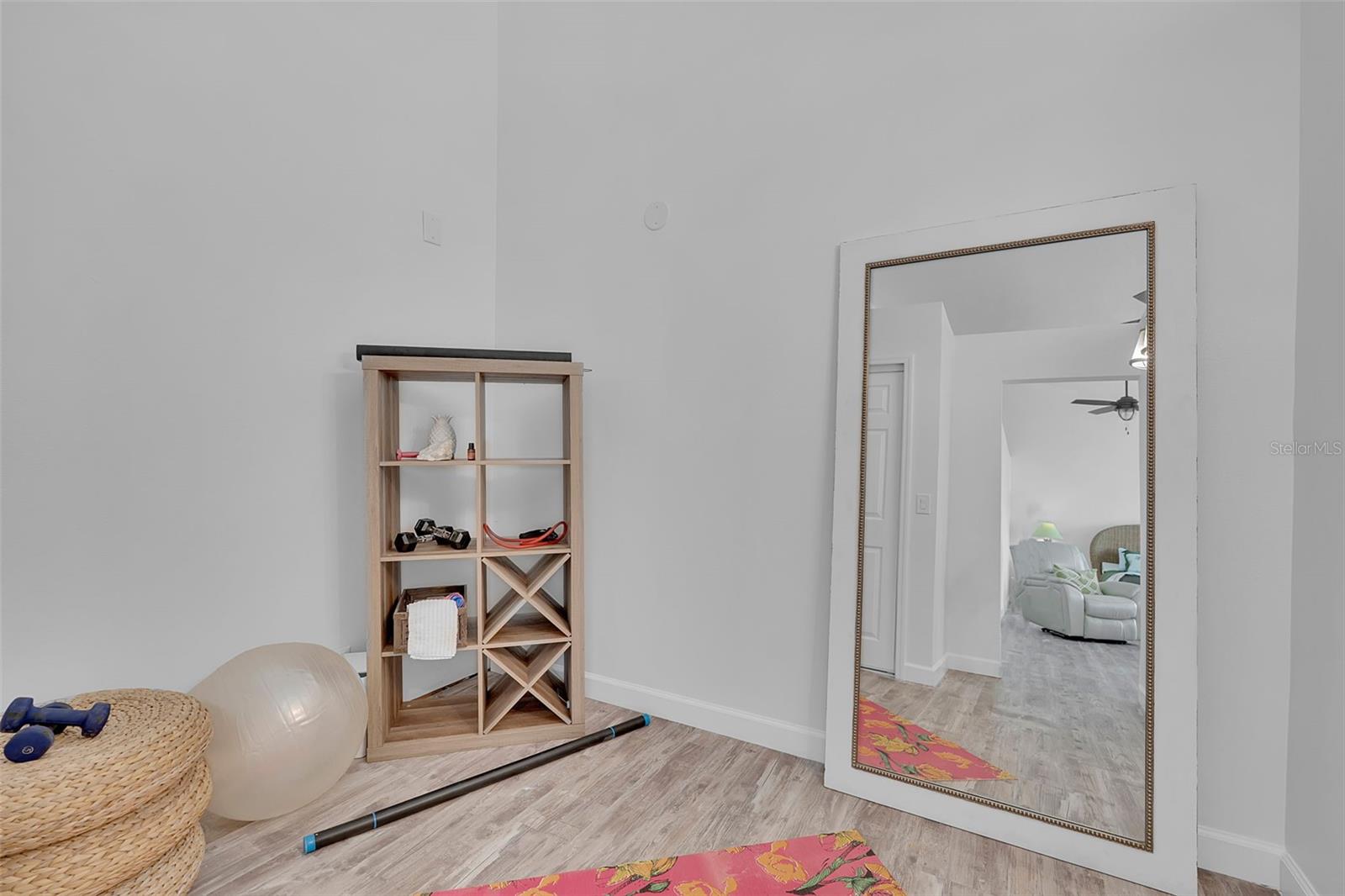 70 MOUND PL