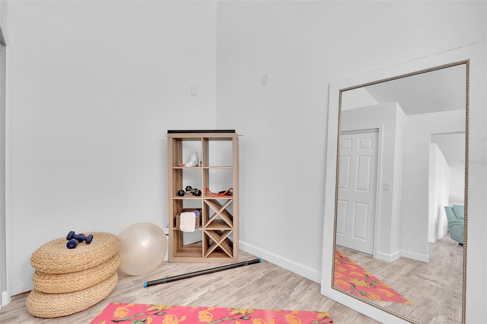 70 MOUND PL