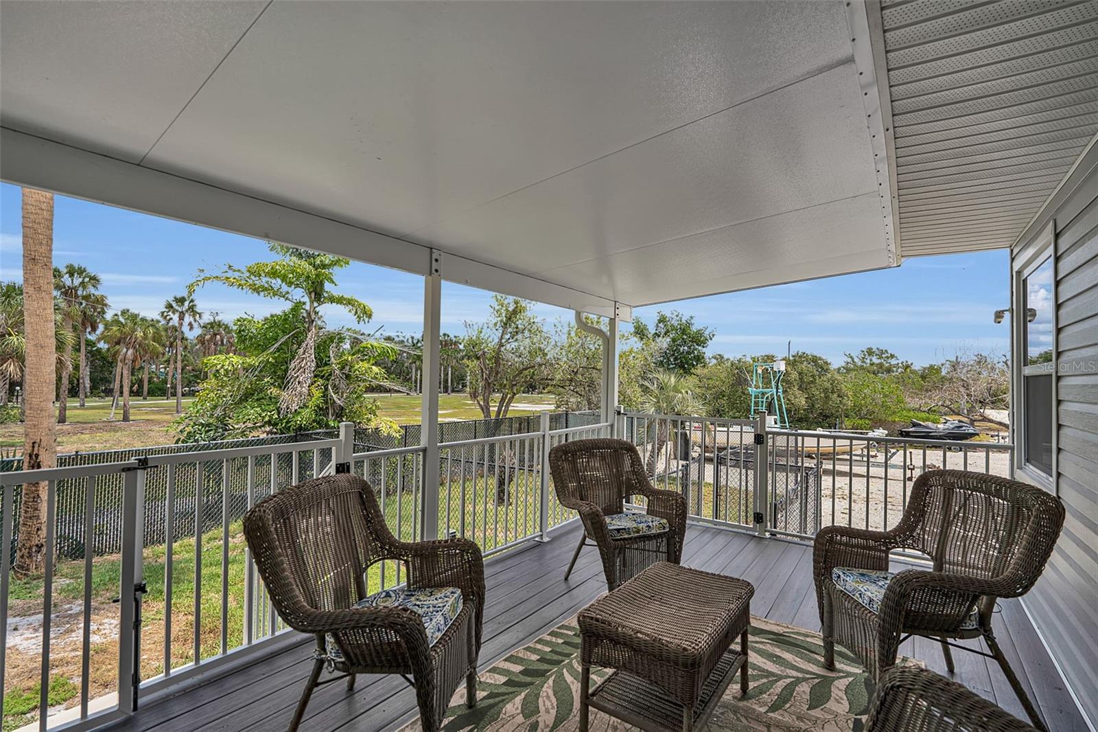 1057 BAYSHORE DR