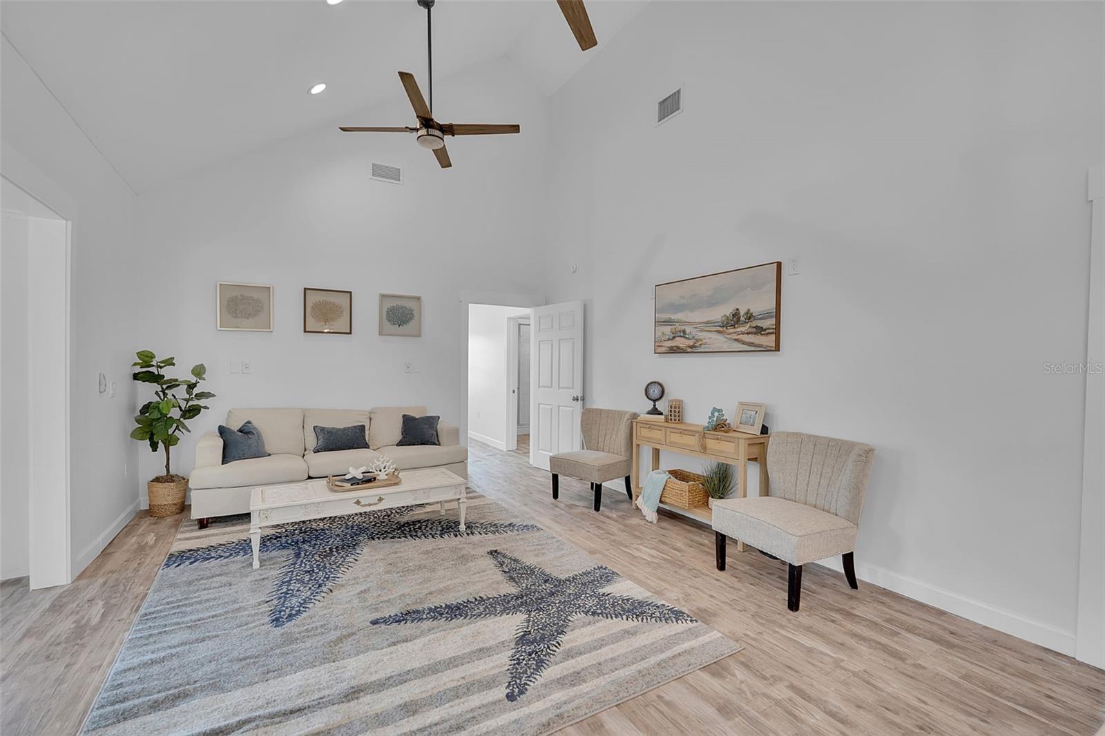 1057 BAYSHORE DR