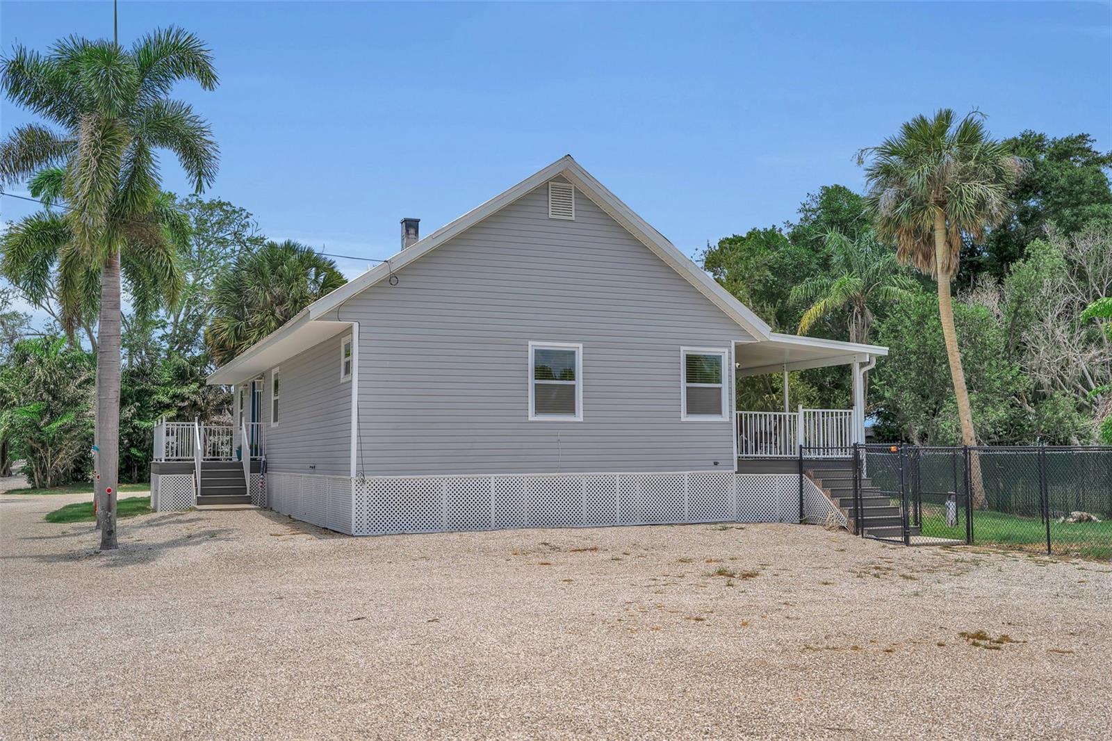 1057 BAYSHORE DR