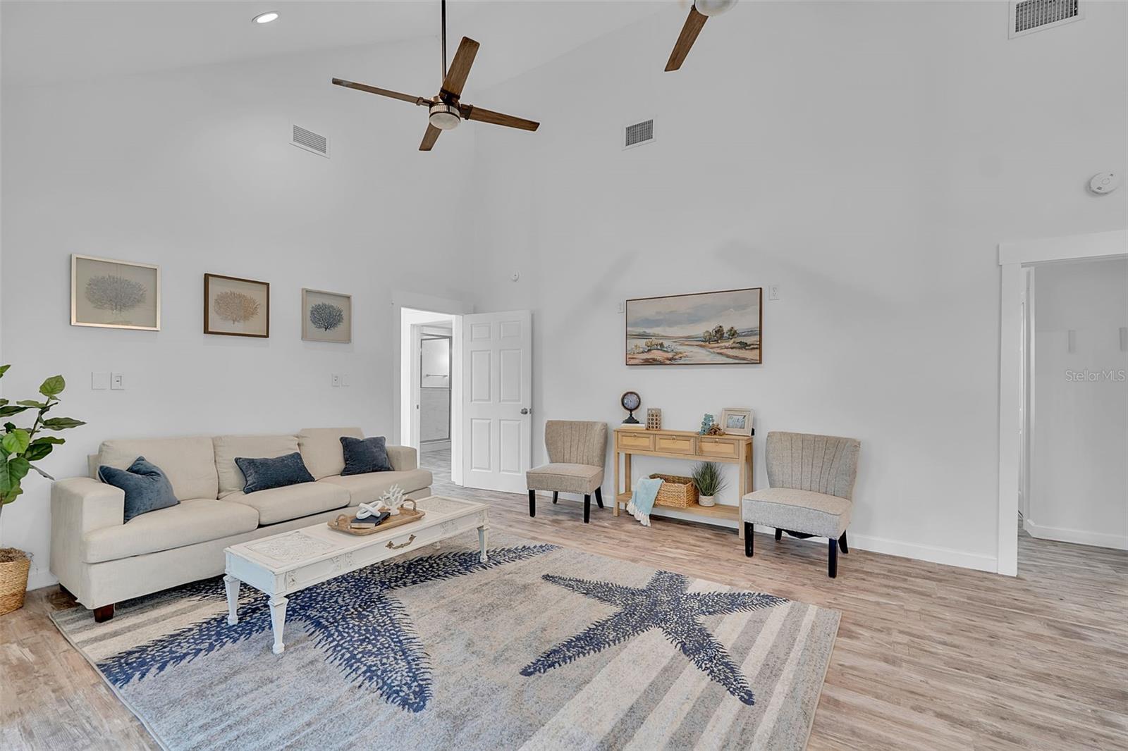 1057 BAYSHORE DR