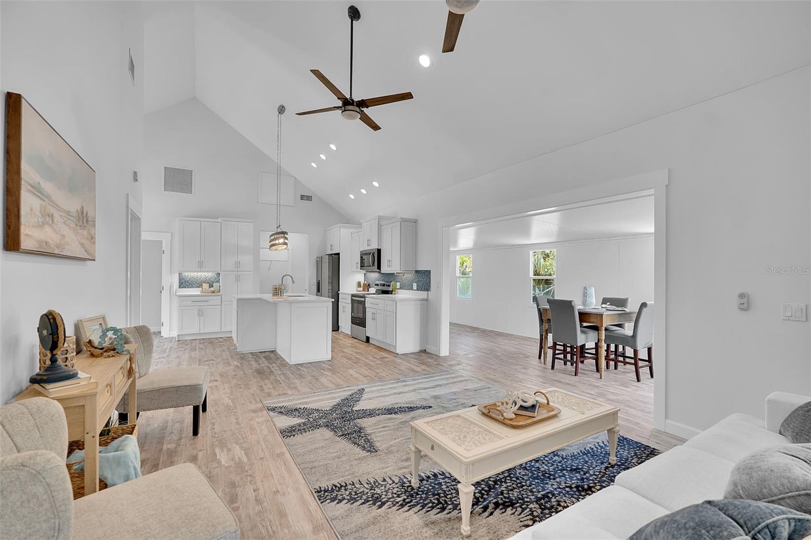 1057 BAYSHORE DR