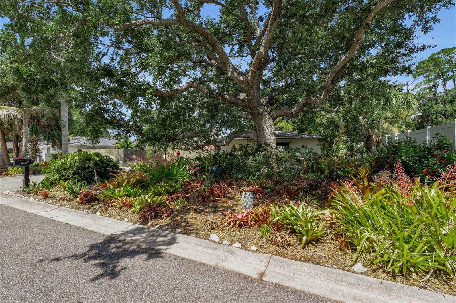 1808 49TH ST W