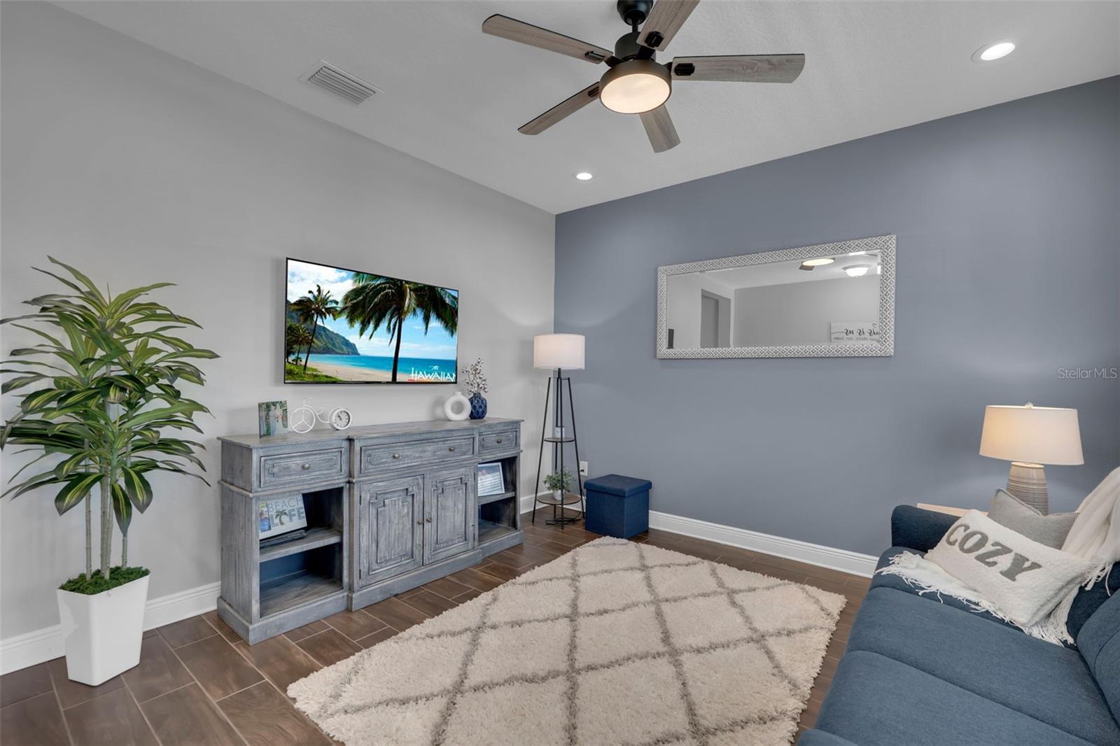 3321 WOODMONT DR