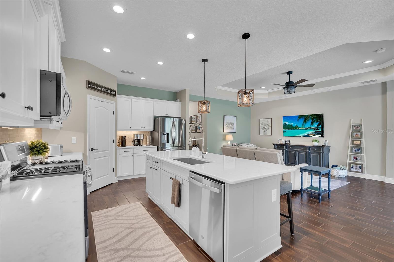 3321 WOODMONT DR