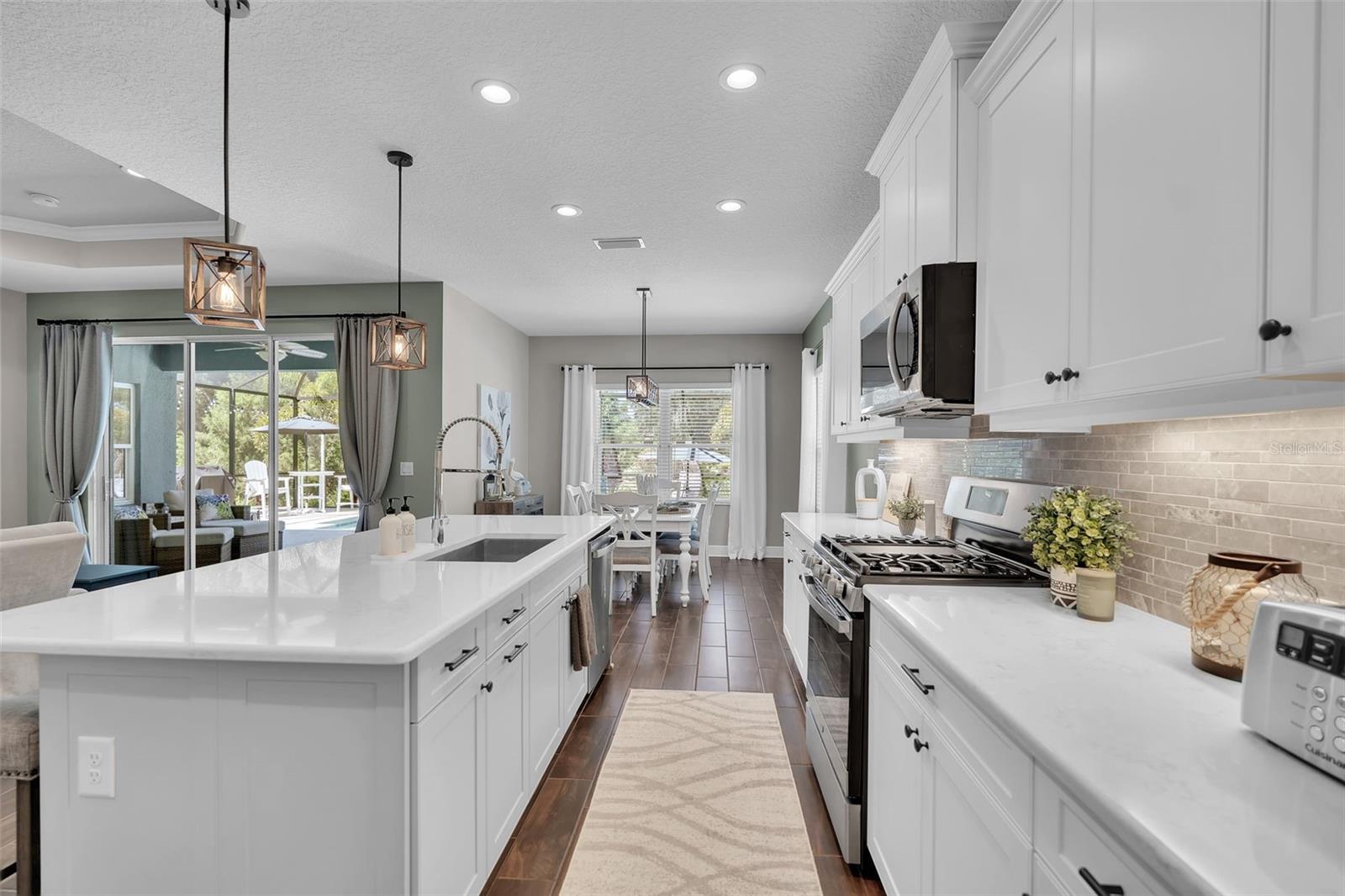 3321 WOODMONT DR