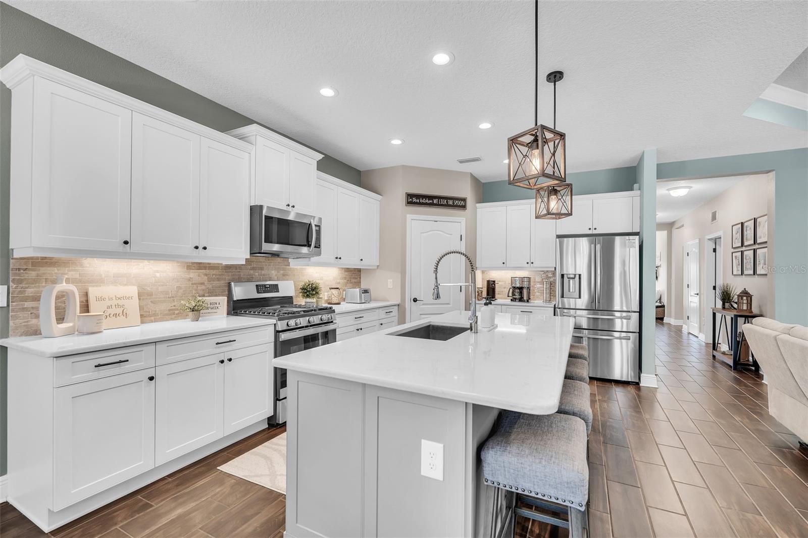 3321 WOODMONT DR
