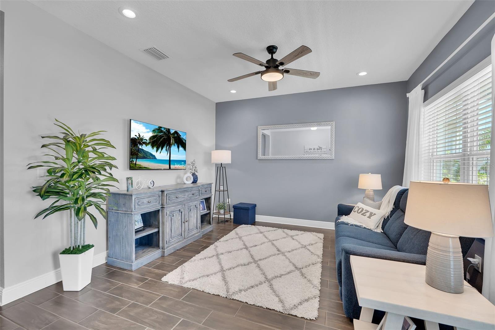 3321 WOODMONT DR