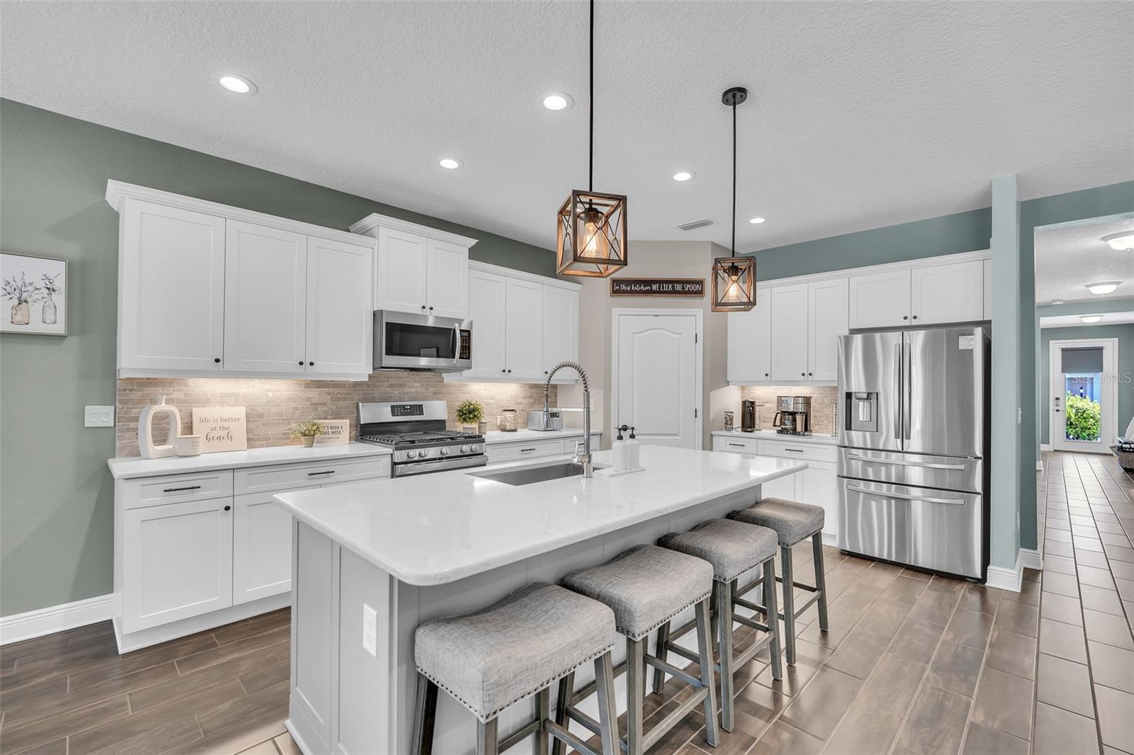 3321 WOODMONT DR