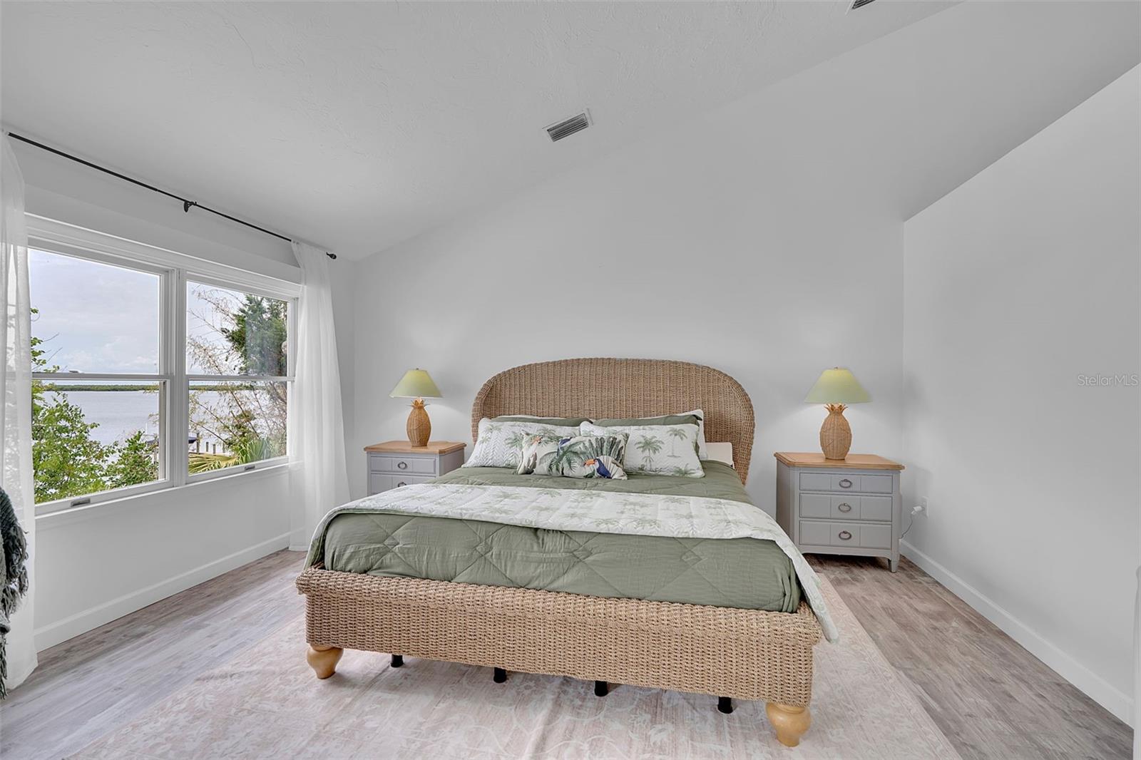 70 MOUND PL
