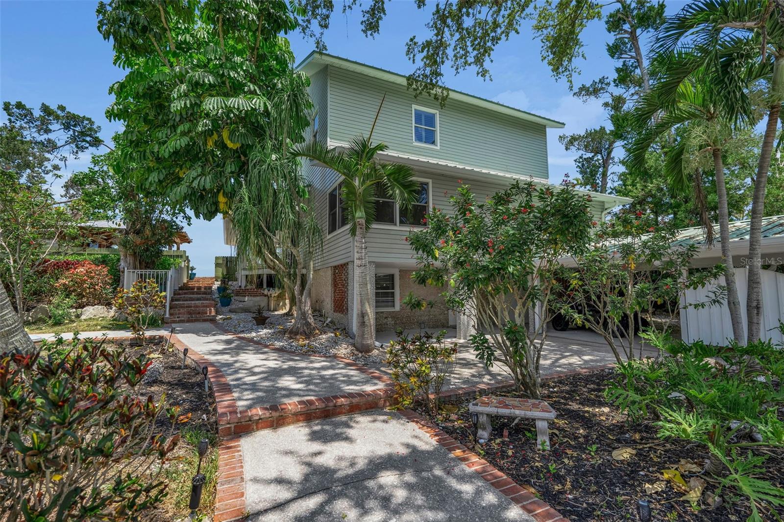 70 MOUND PL