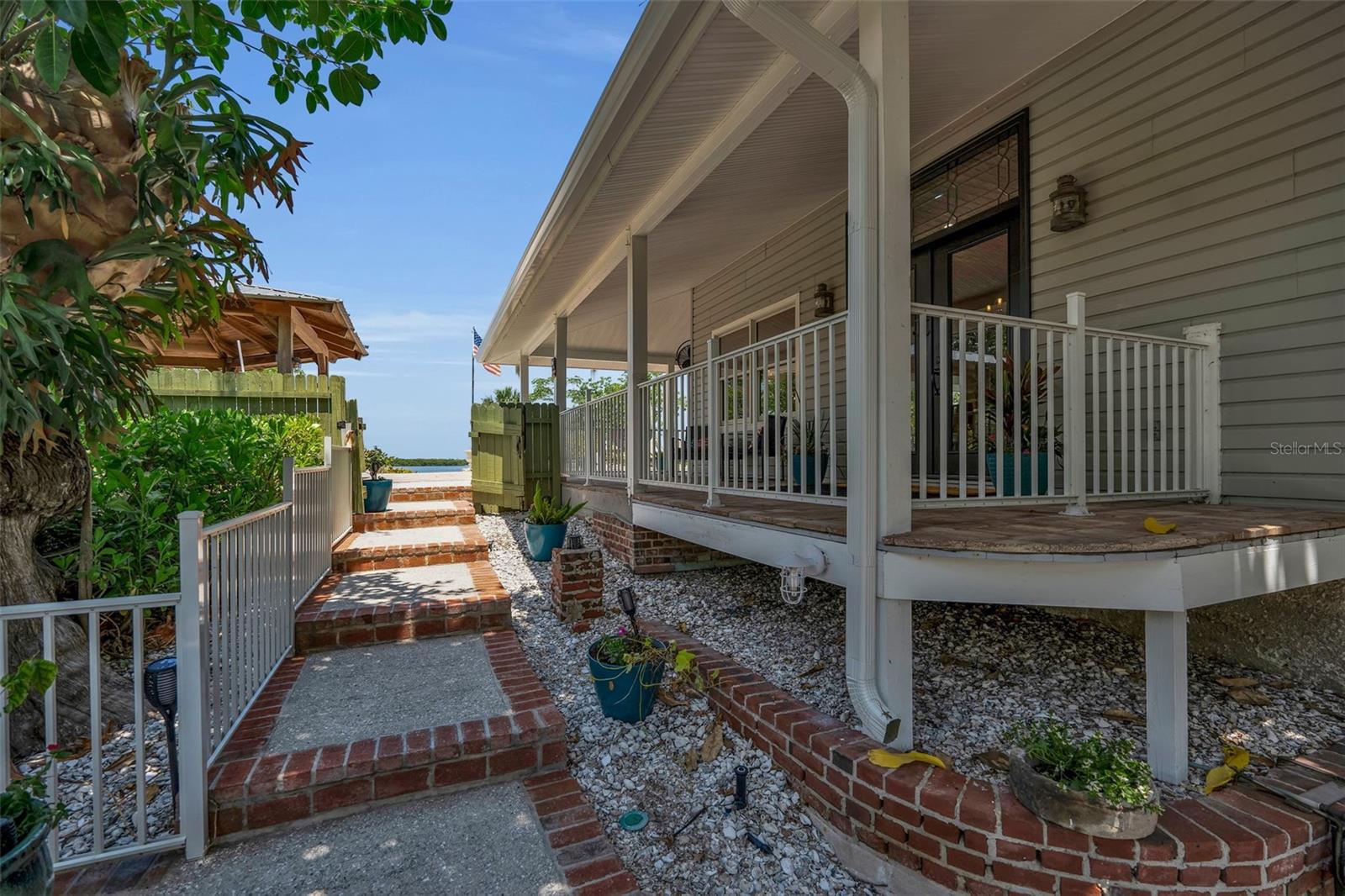 70 MOUND PL