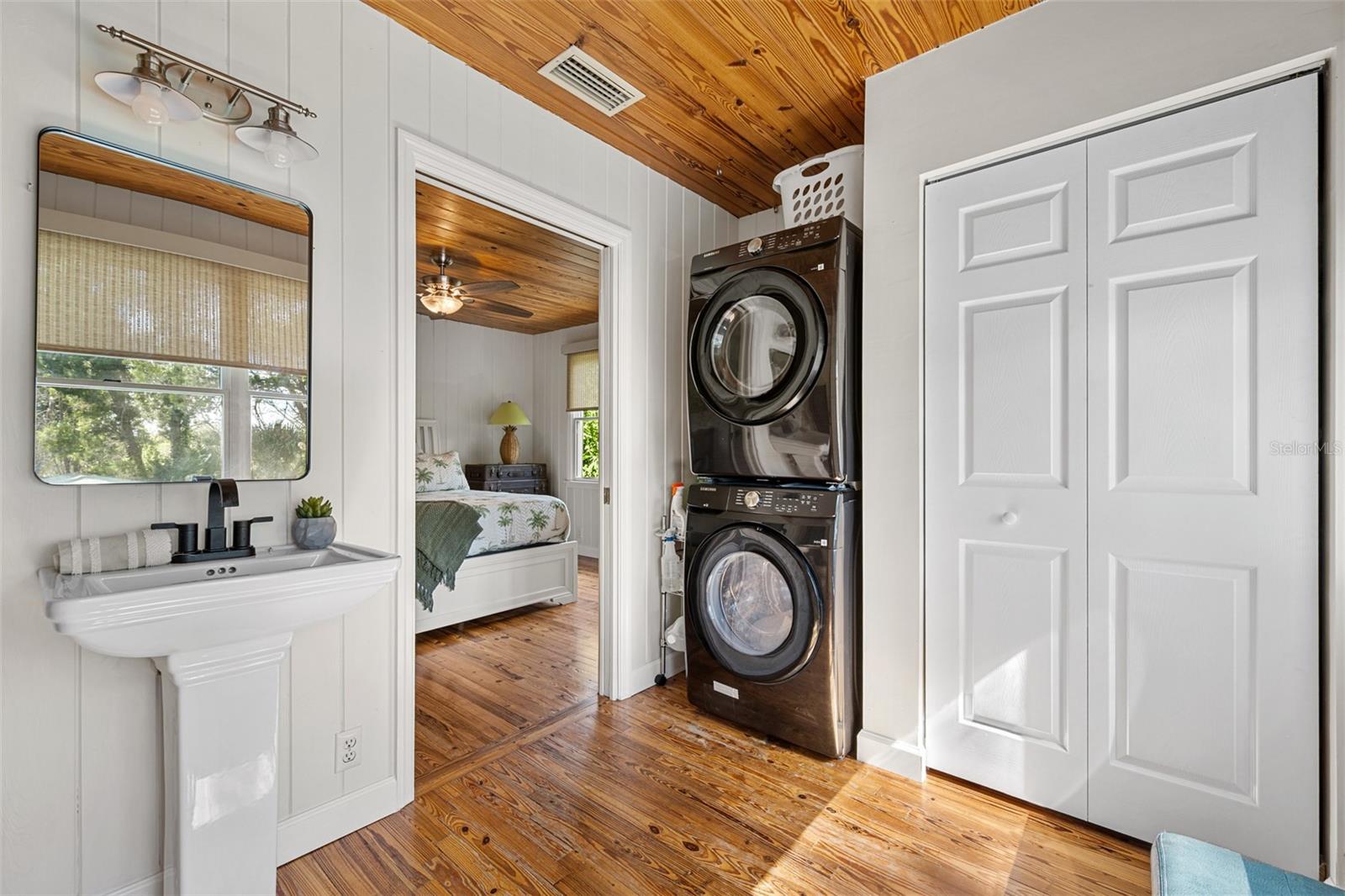 70 MOUND PL