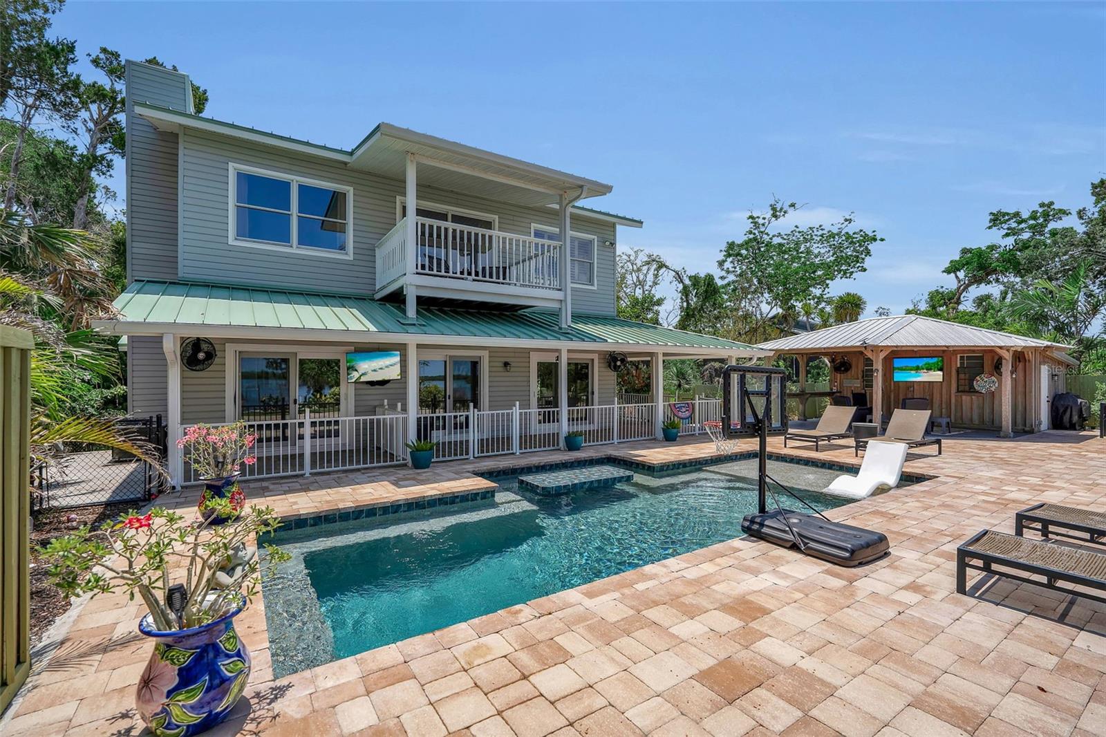 70 MOUND PL