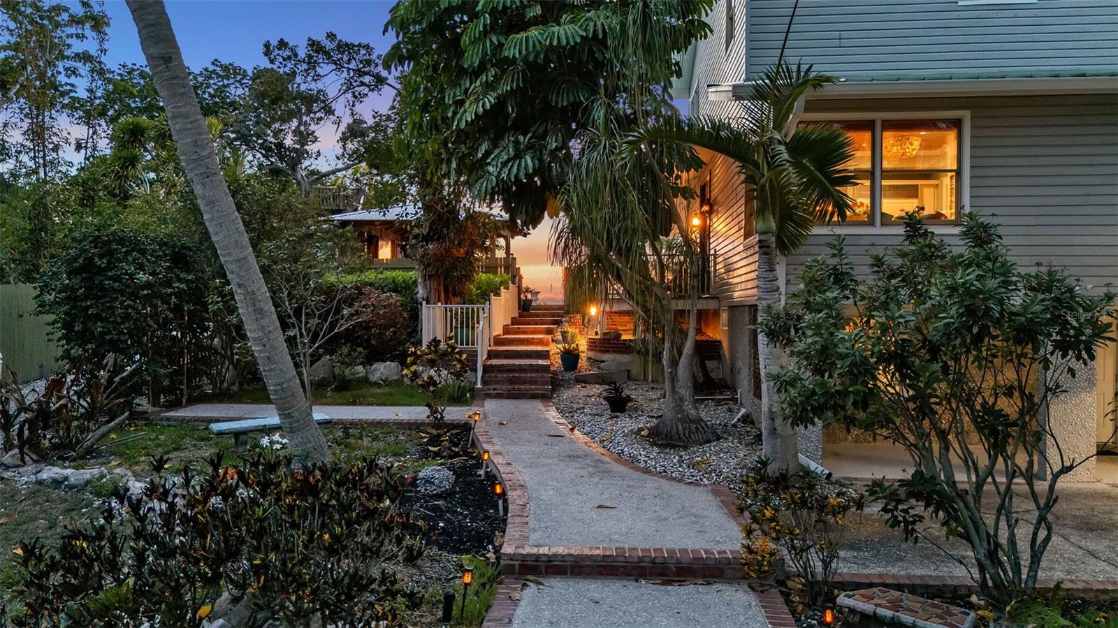 70 MOUND PL