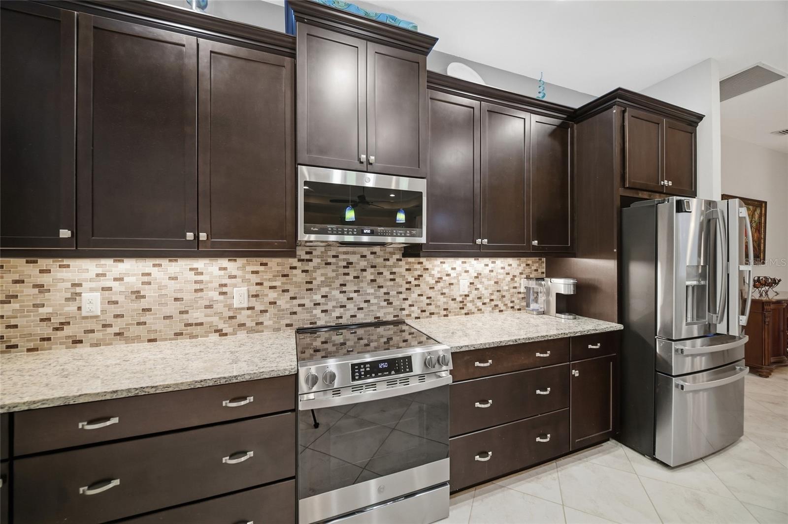 5306 SADDLEWOOD TER