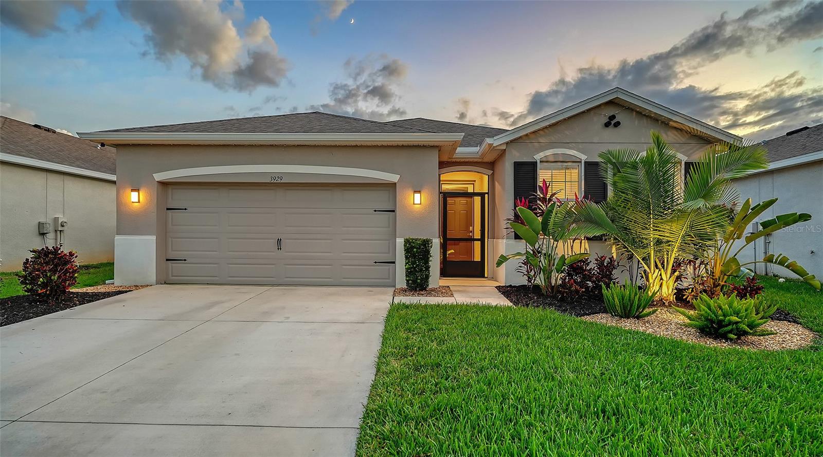 3929 MOSSY LIMB CT