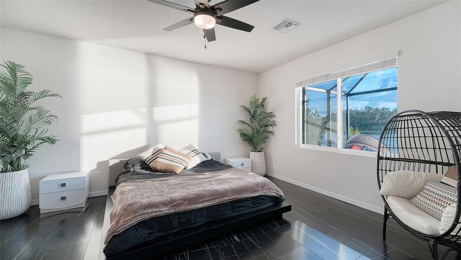 3929 MOSSY LIMB CT