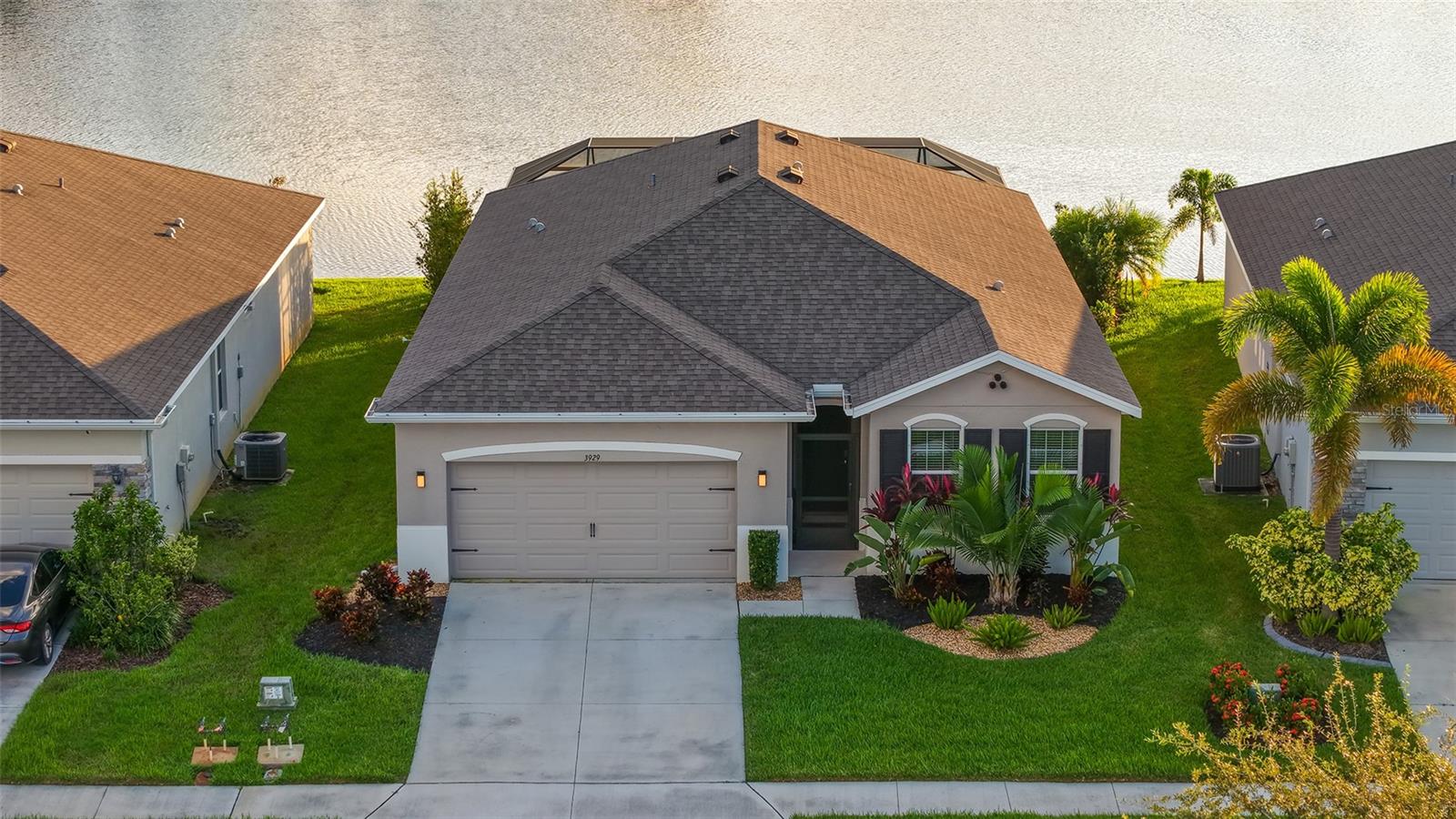 3929 MOSSY LIMB CT