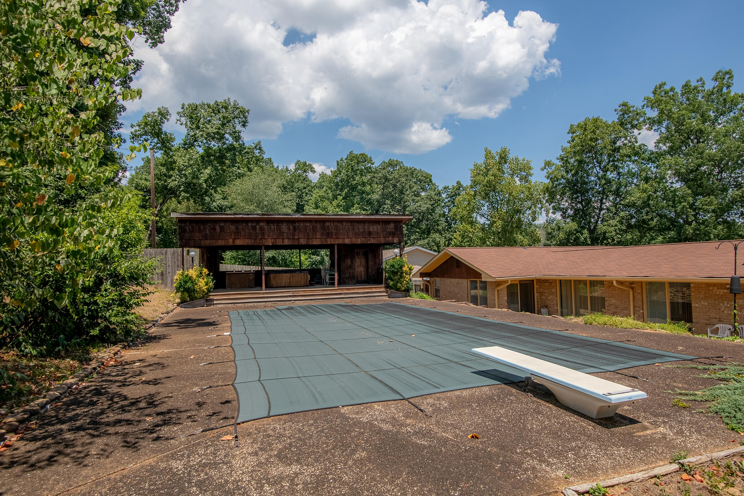 5810 Northshore Cir, 24