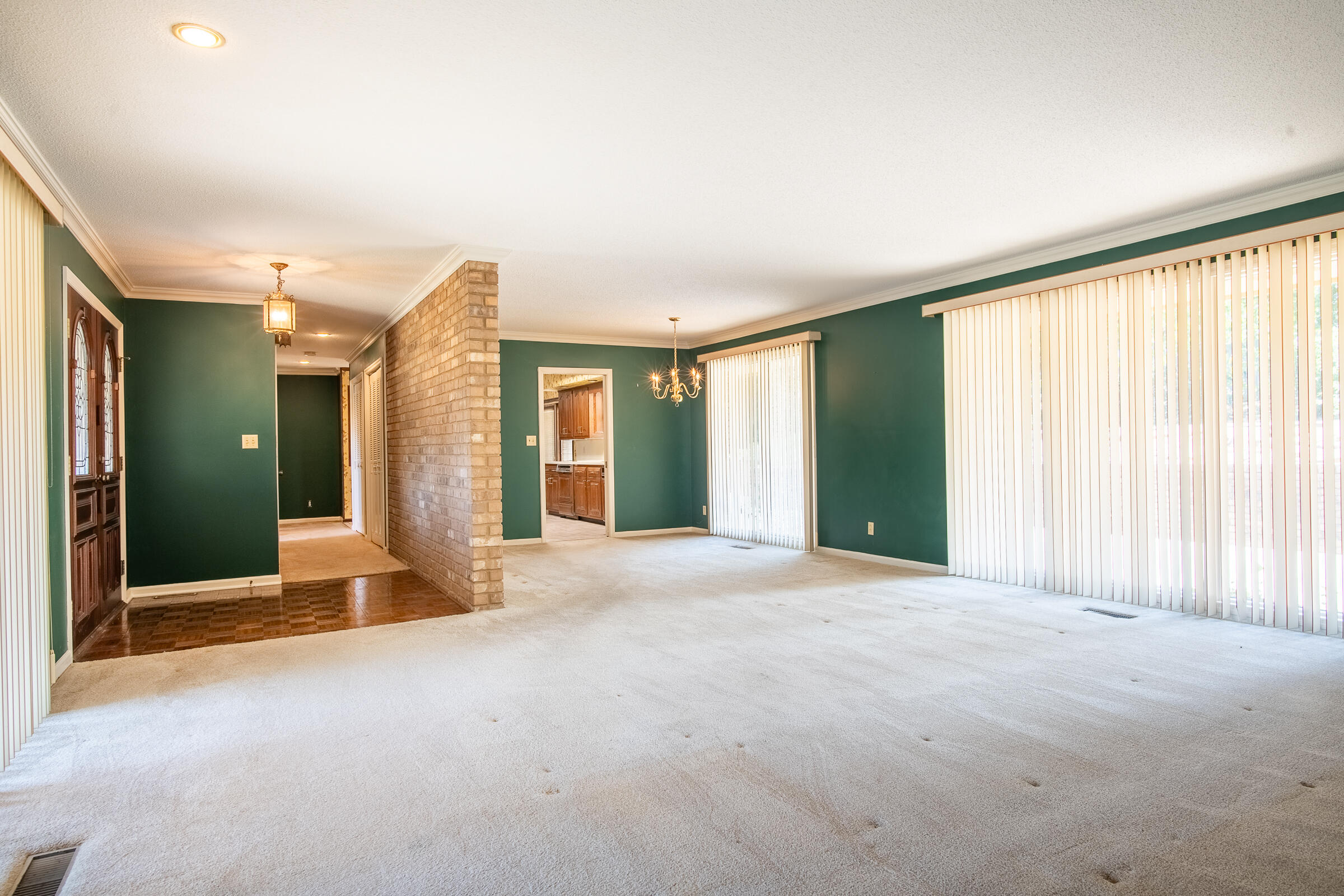 5810 Northshore Cir, 24