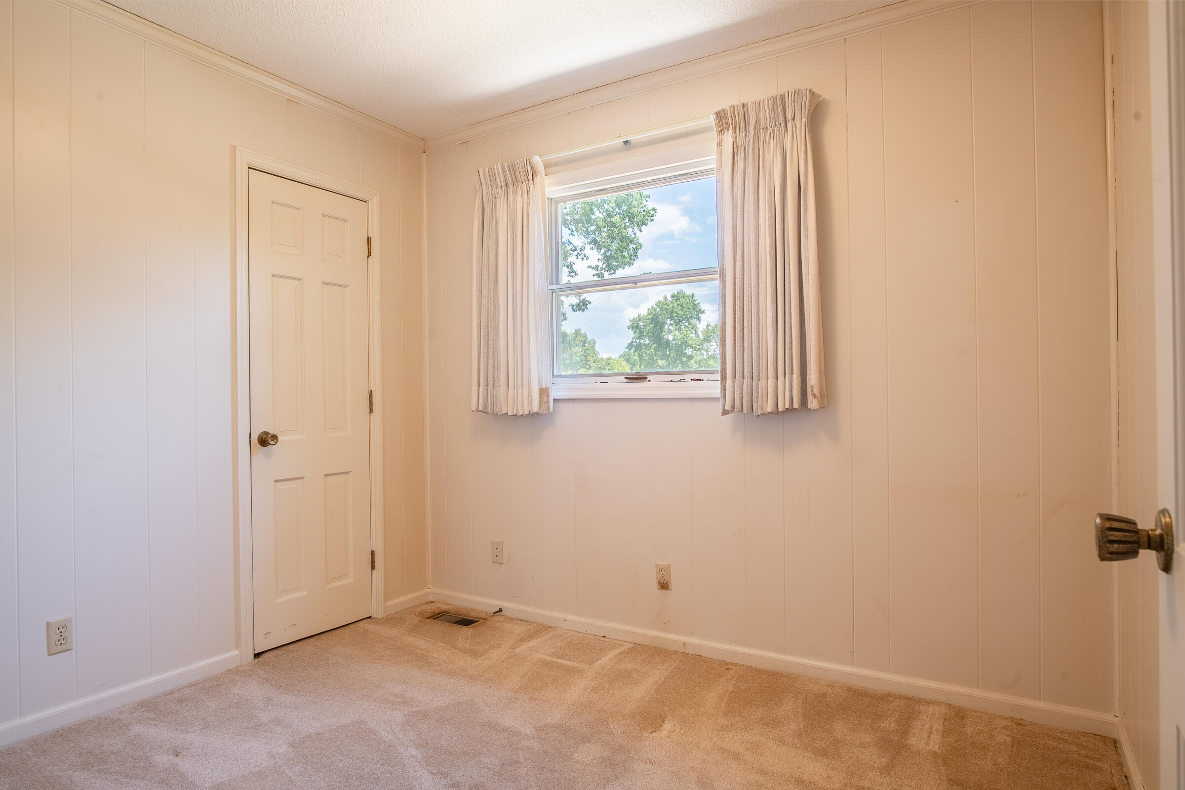 5810 Northshore Cir, 24