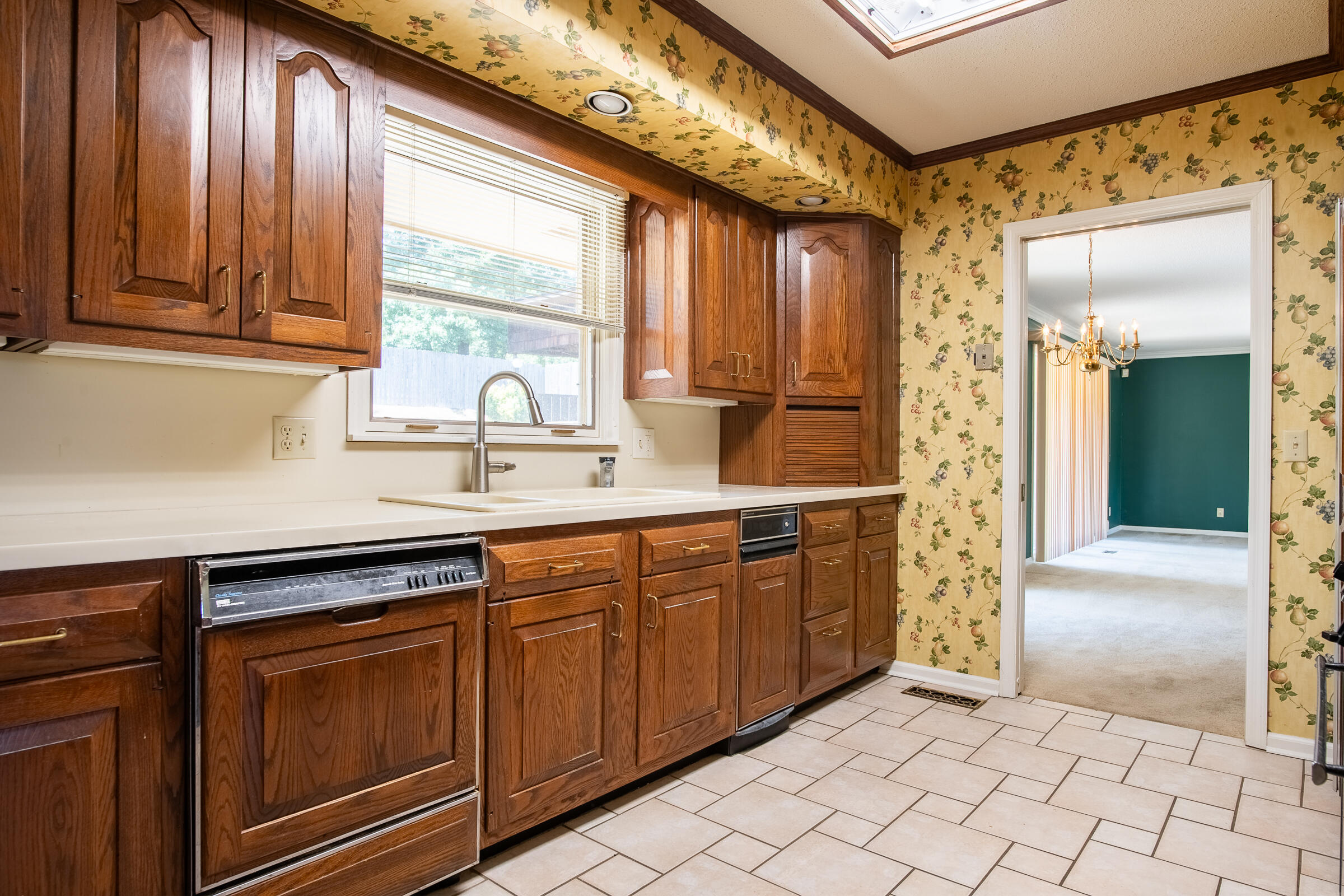 5810 Northshore Cir, 24