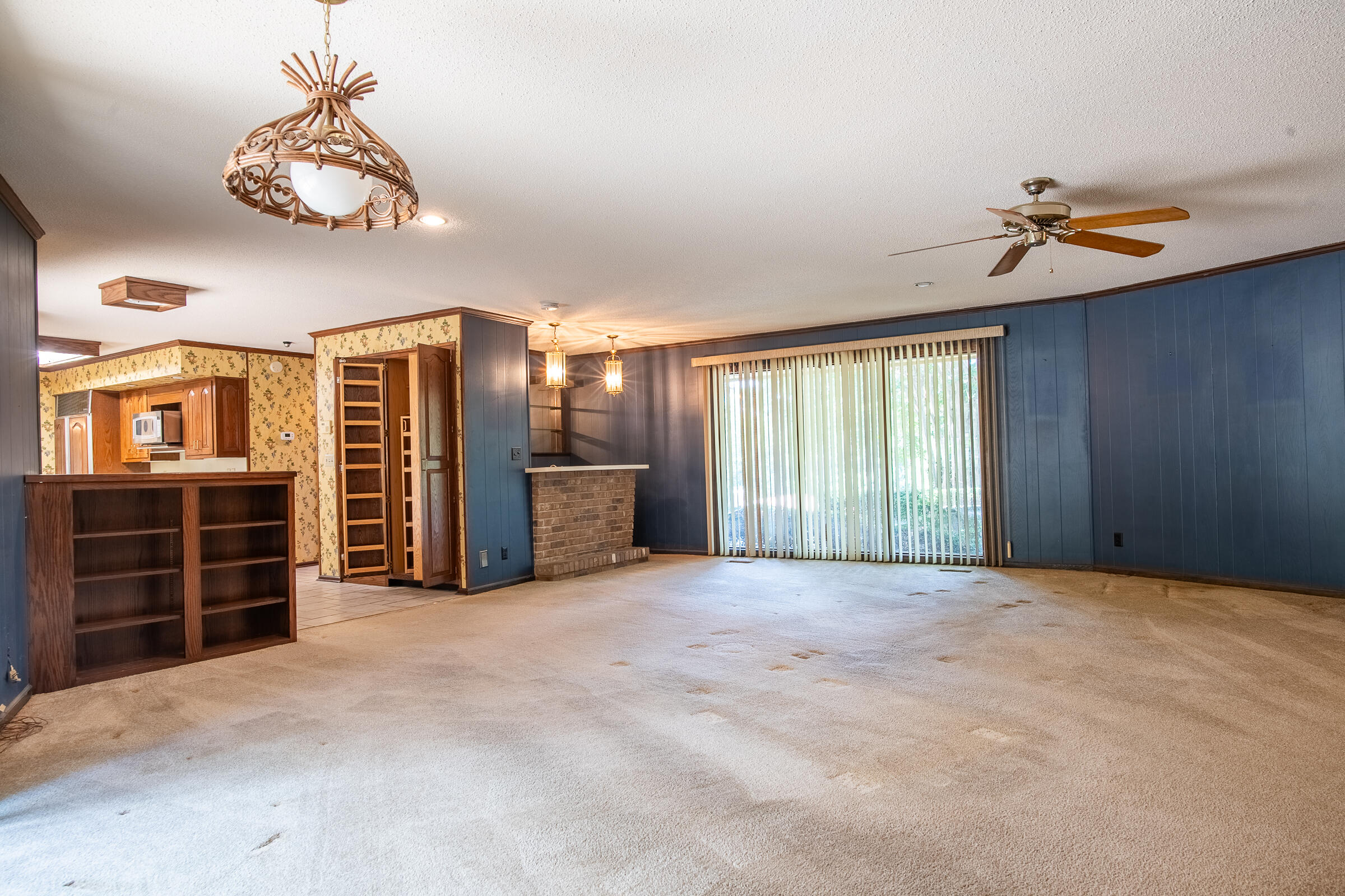 5810 Northshore Cir, 24