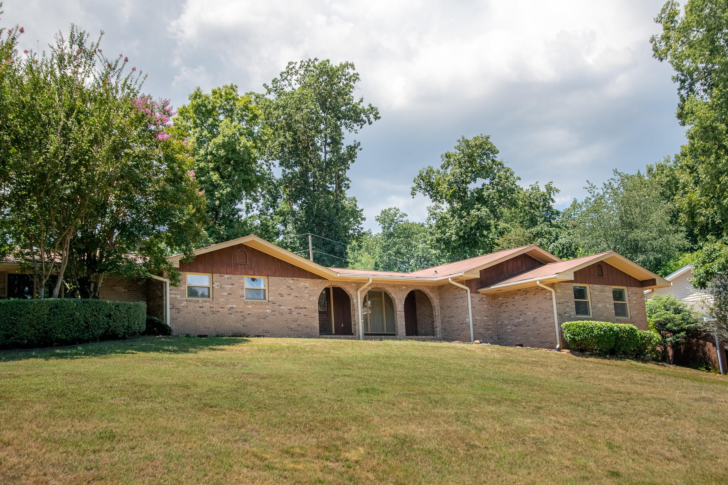 5810 Northshore Cir, 24