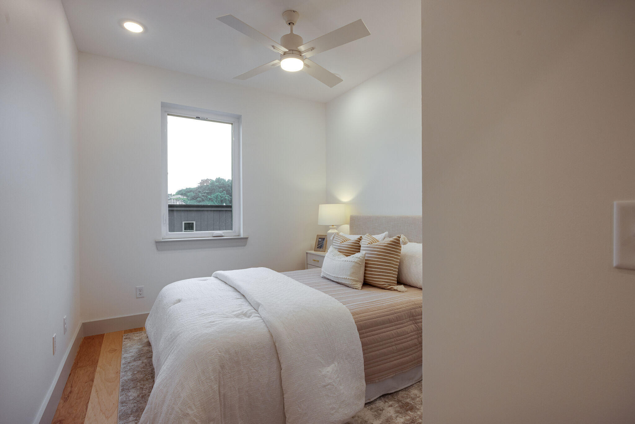 724 W Bell Avenue, # 110