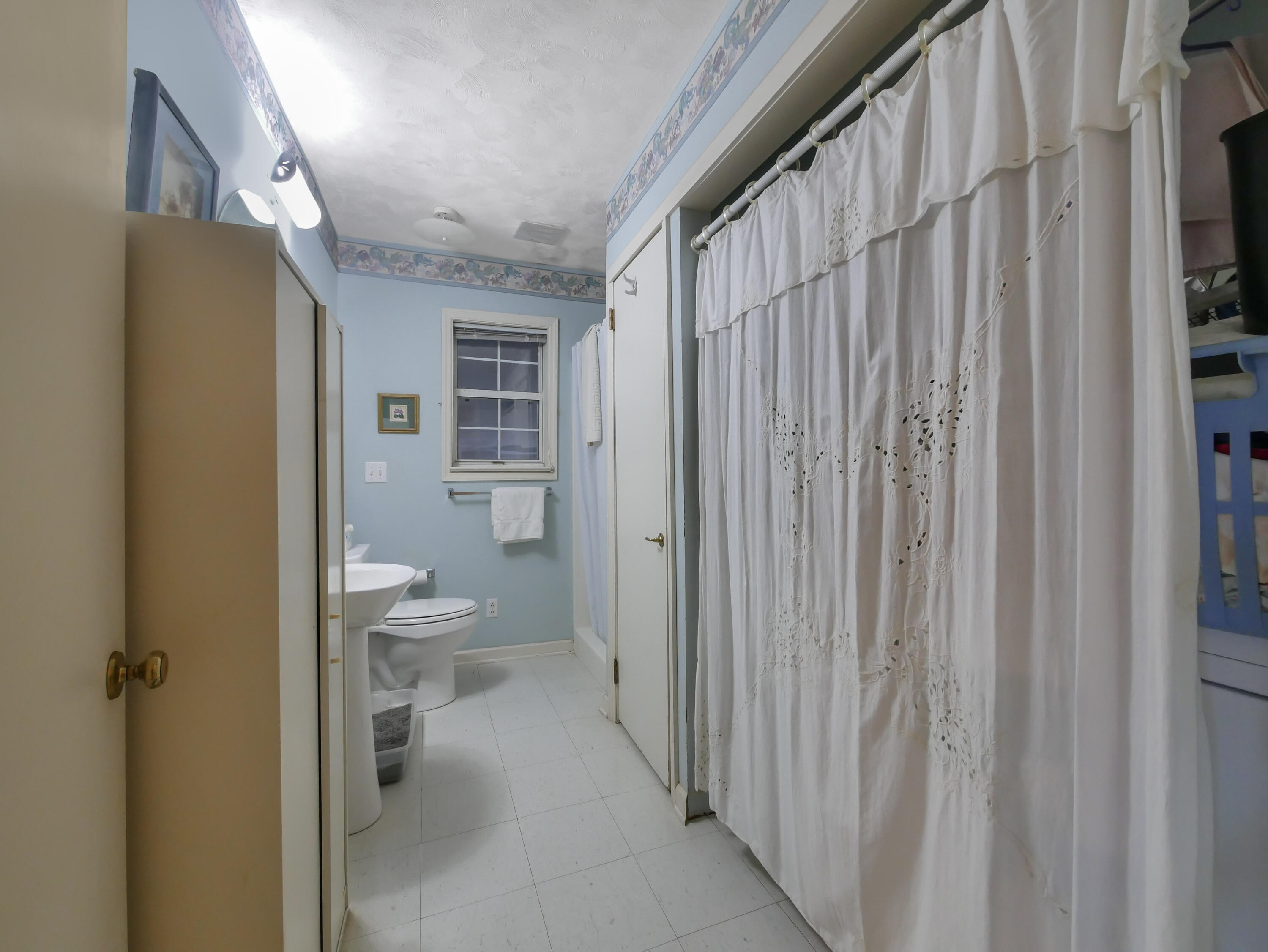 10 Laminack Circle, LaFayette