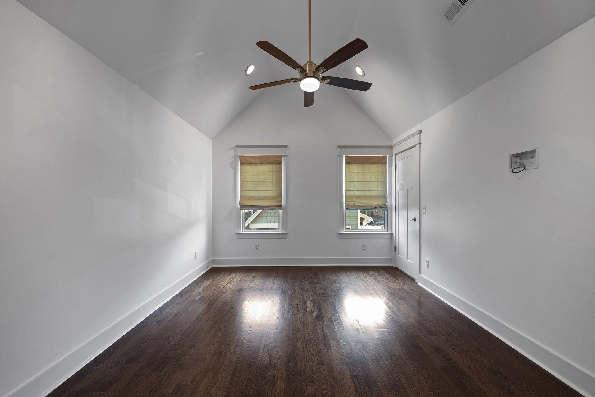 903 Islander Way