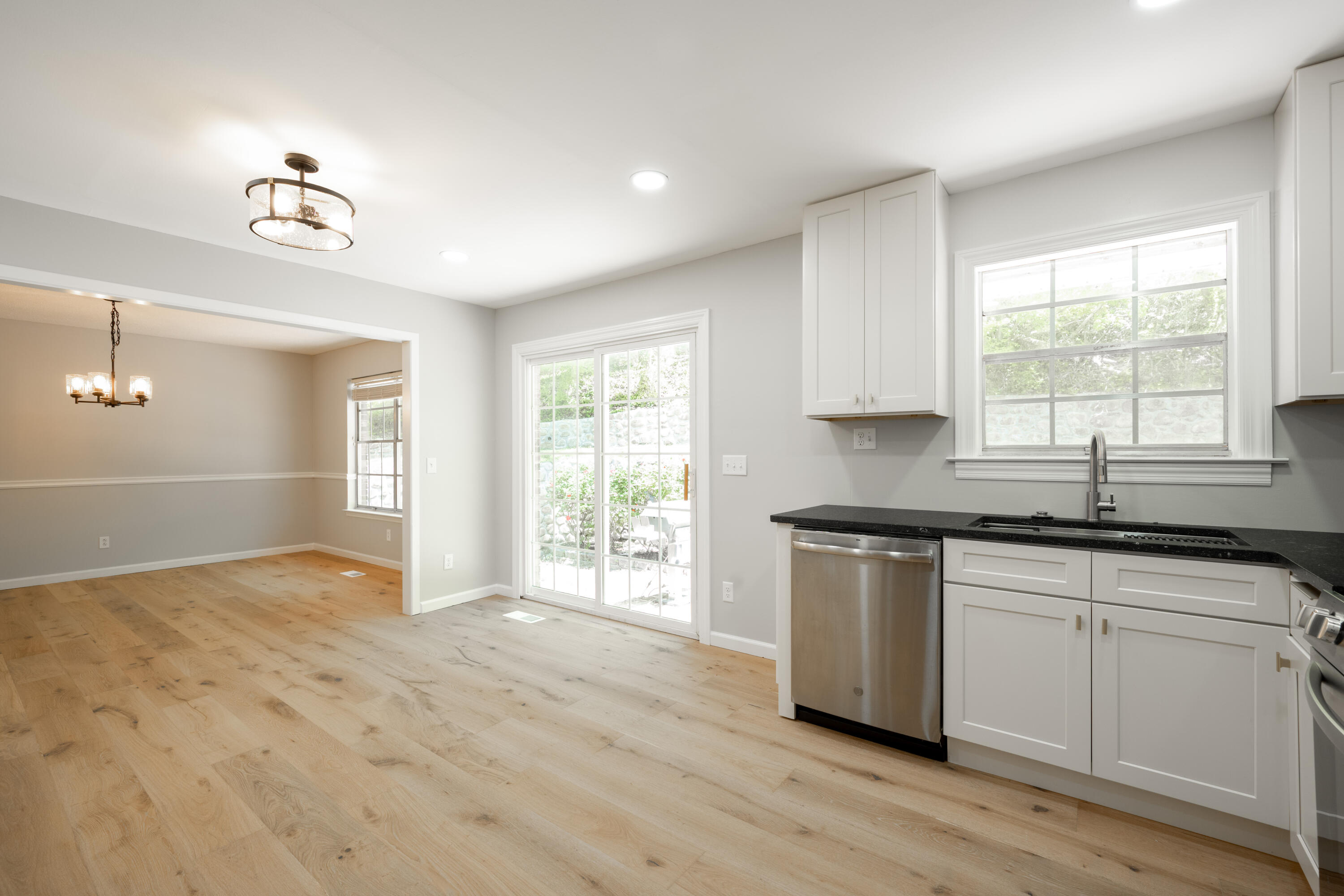 4802 Woodland Circle